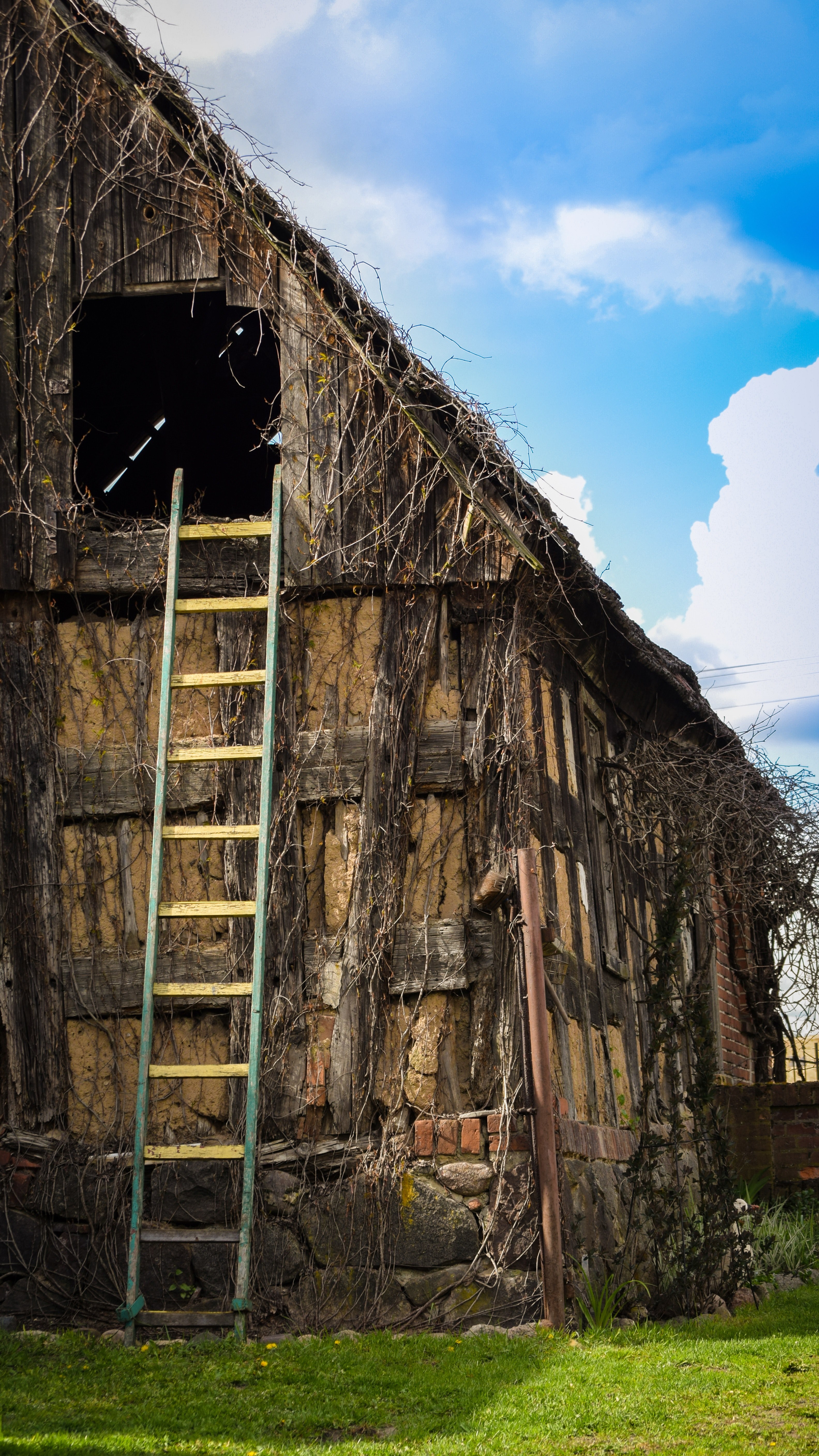 ladder building ruin and house hd, 4k, Phone HD Wallpaper