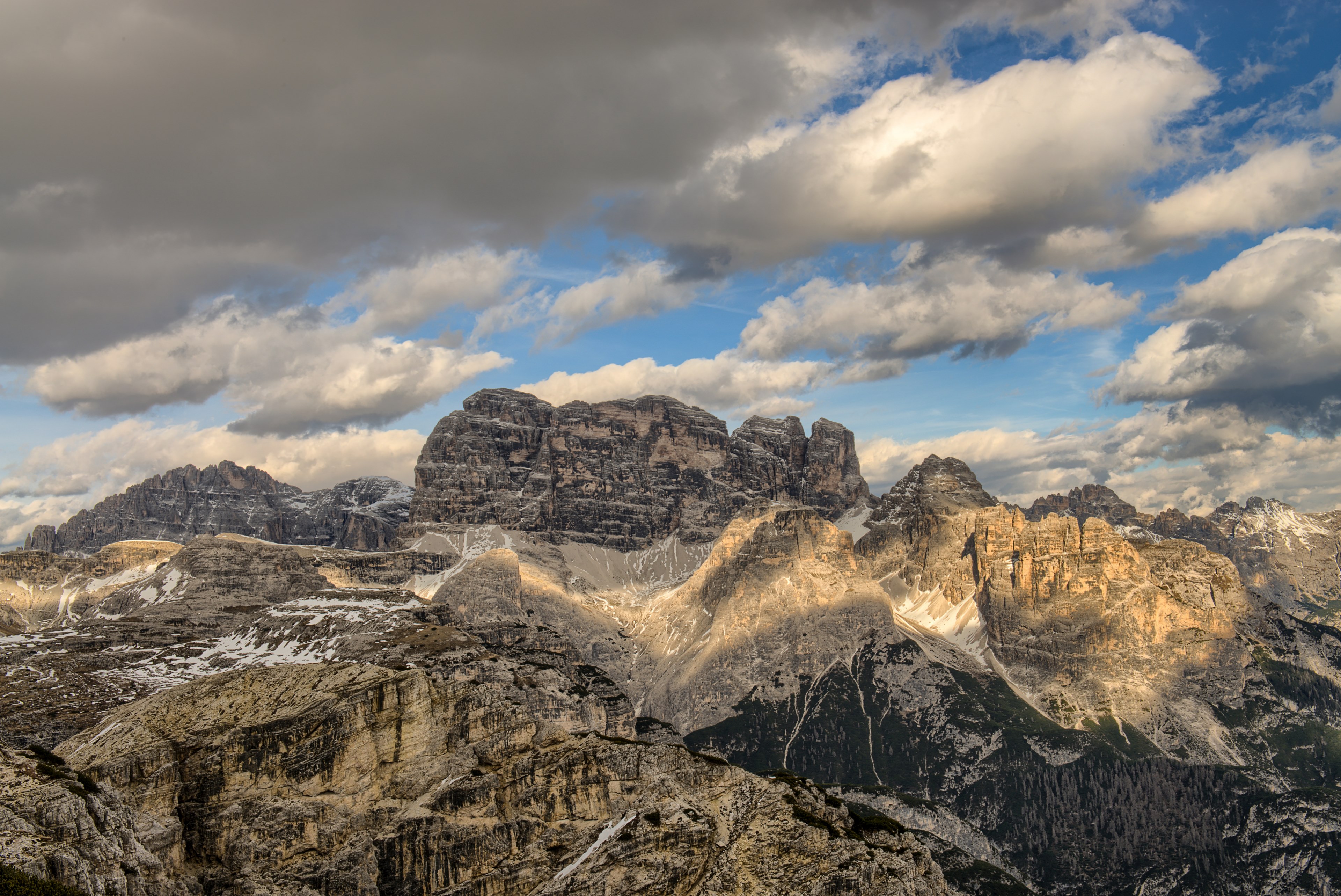 tall rock towers in the dolomites under a cloudy sky, croda de toni 4k, HD Wallpaper