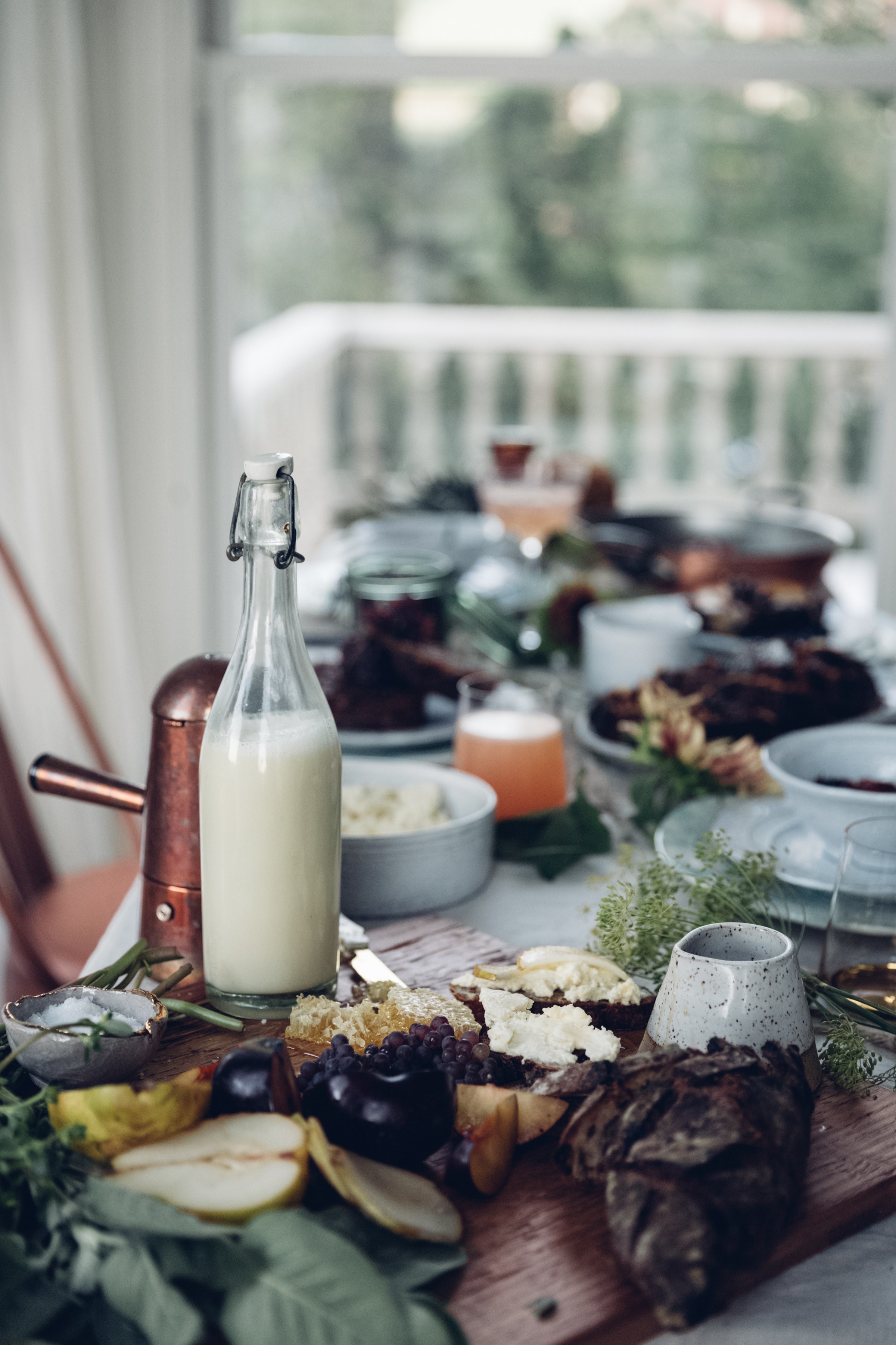 brunch with friends 4k, Phone HD Wallpaper