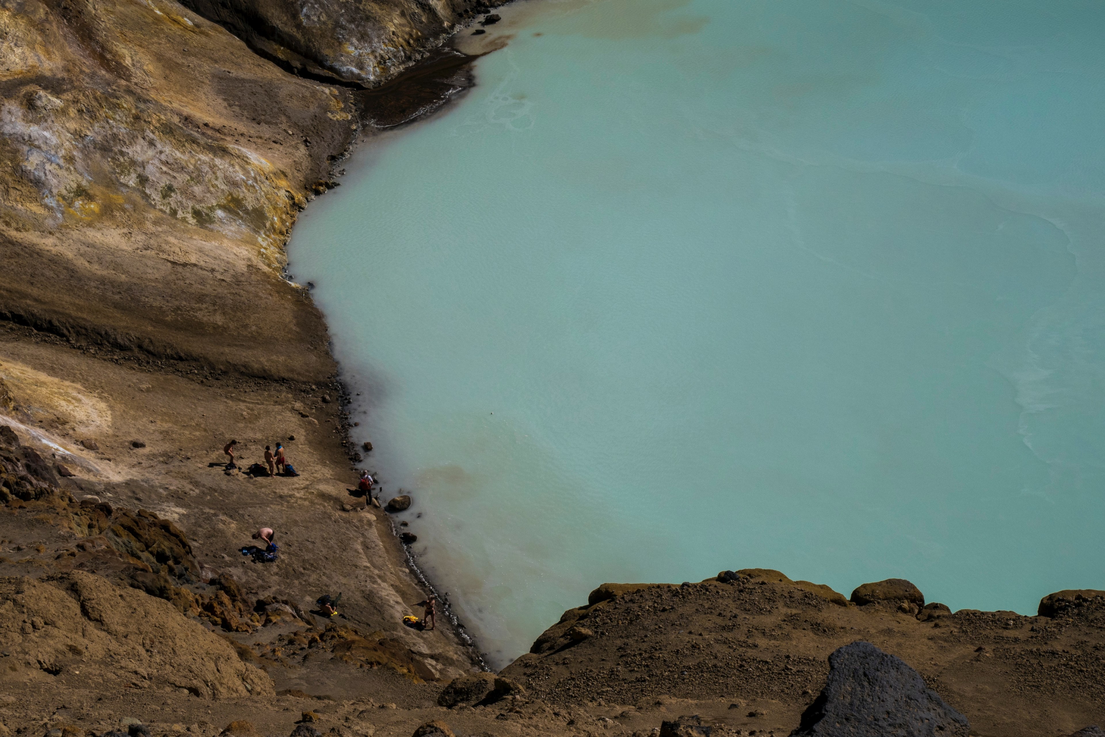 rock water crater and volcano 4k, HD Wallpaper