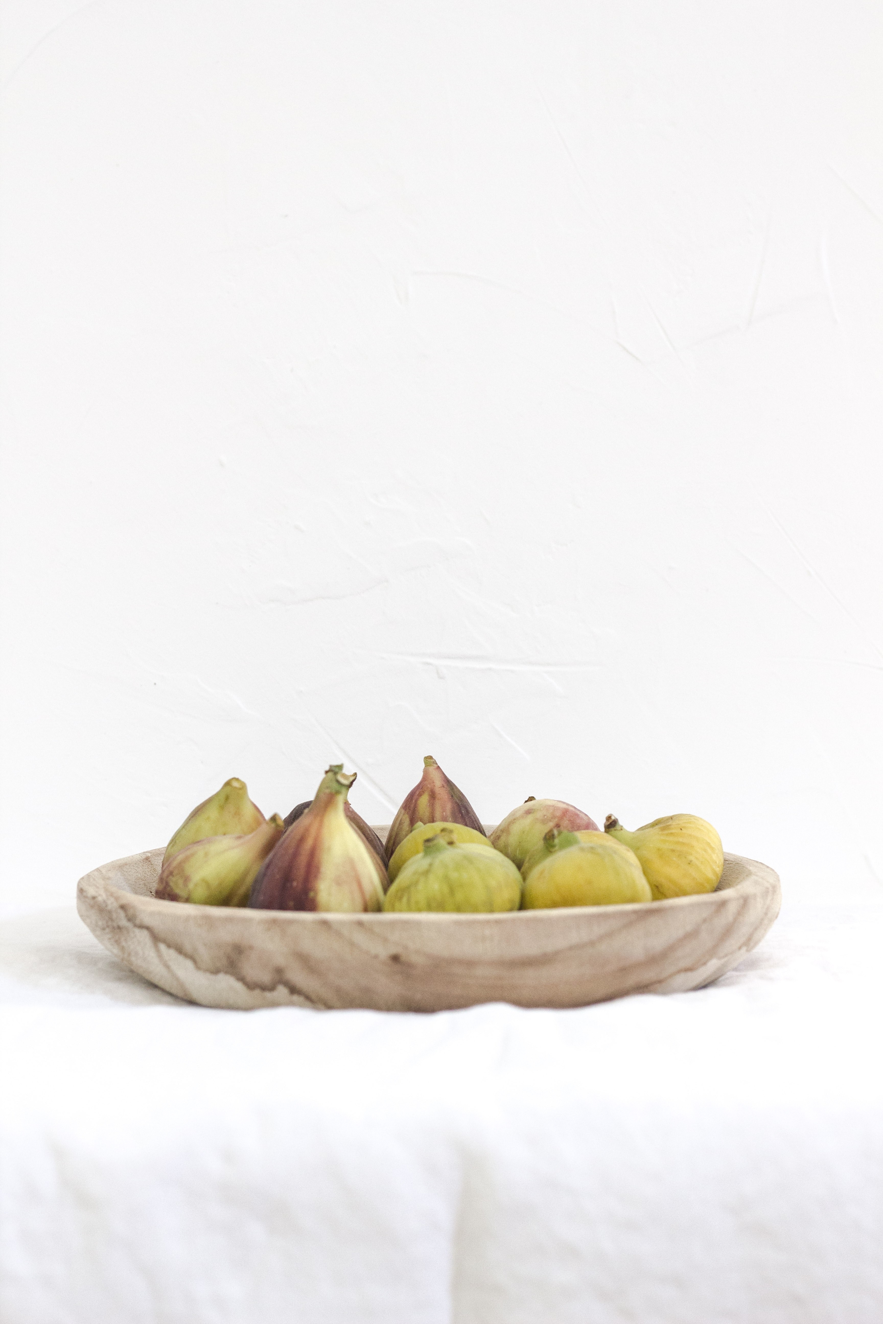 figs in still life 4k, Phone HD Wallpaper