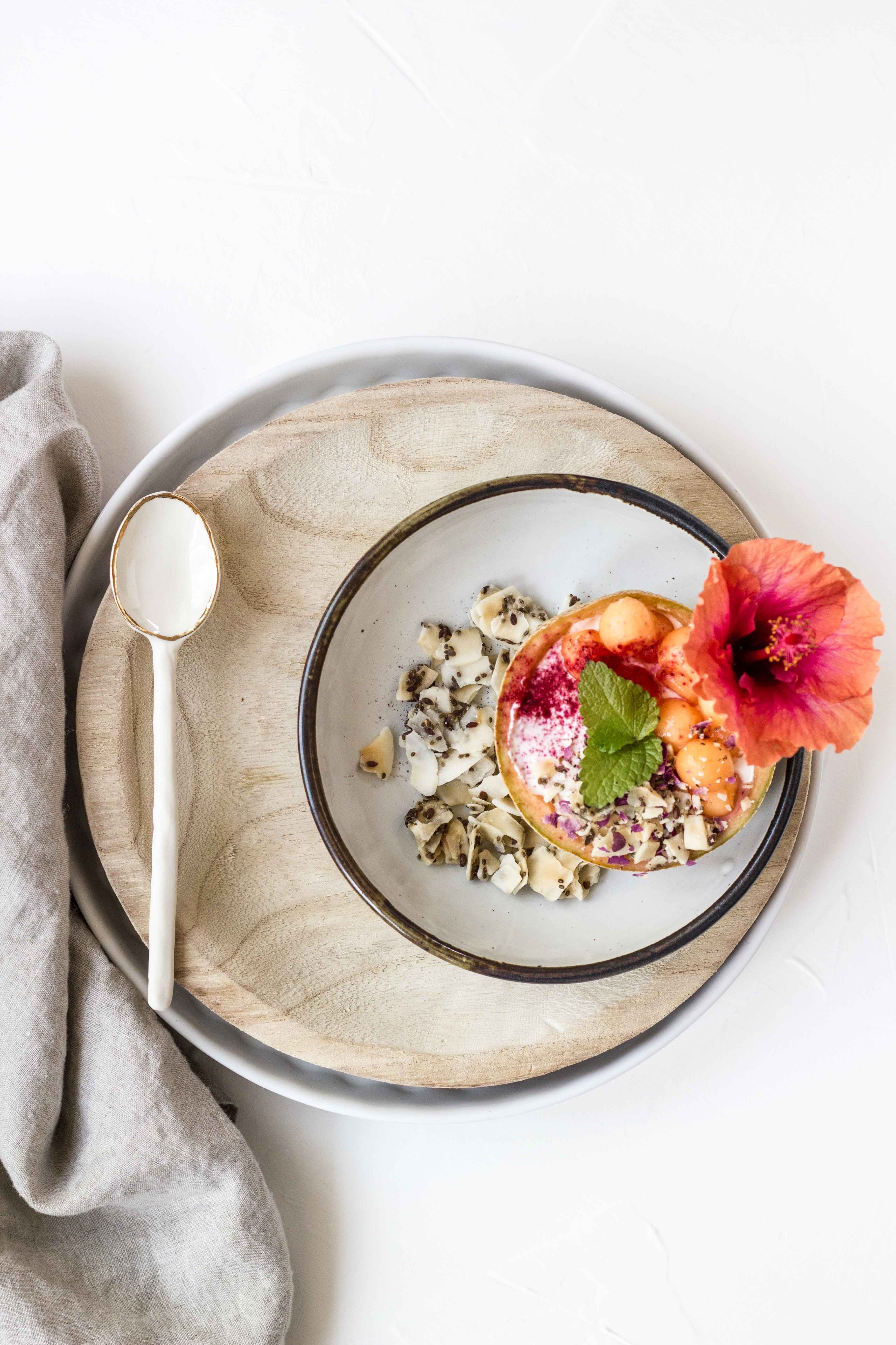 food in a bowl sitting on a plate, _yougurt bowl 4k, Phone HD Wallpaper