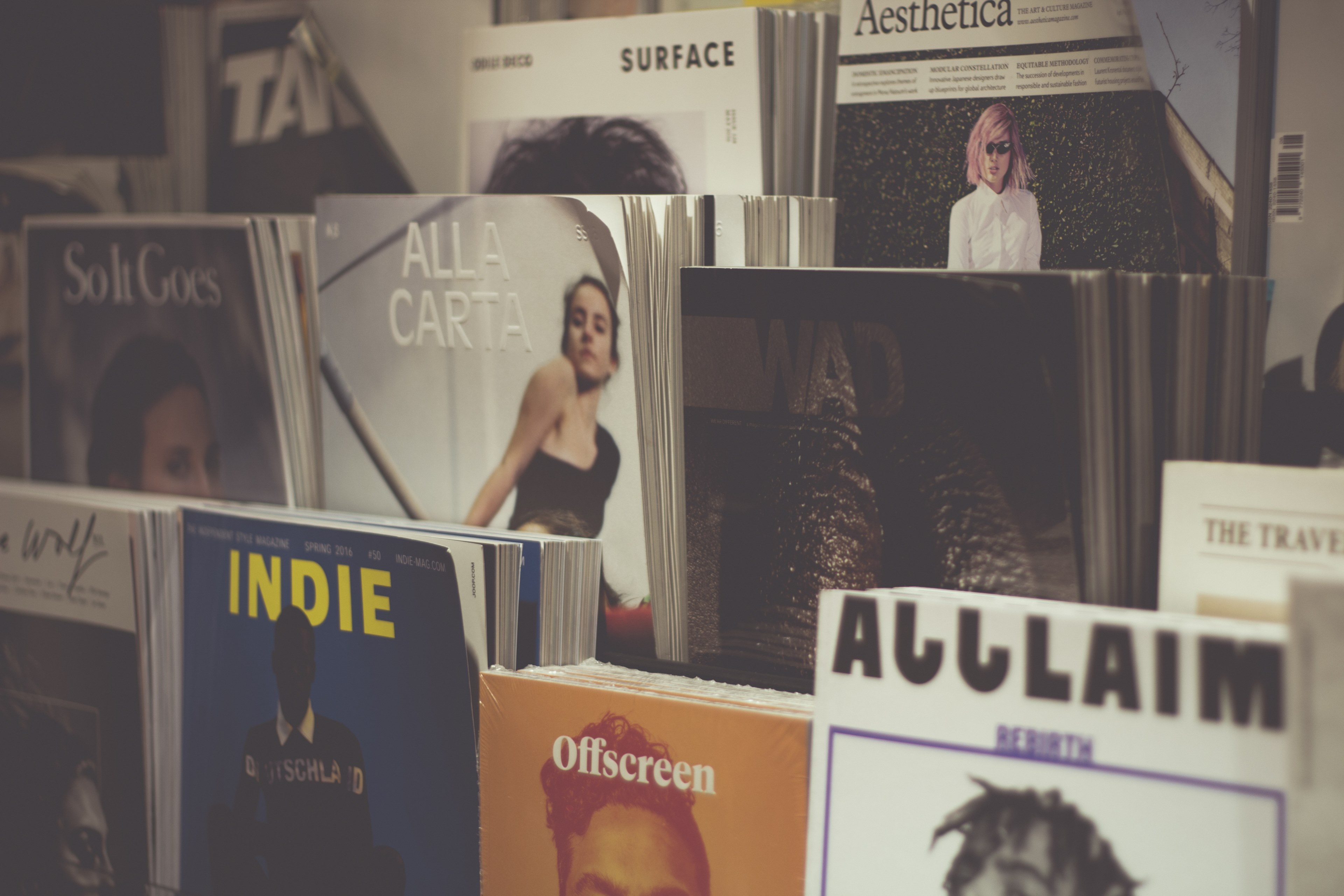 a display shelf filled with art and culture magazines, art and culture magazines 4k, HD Wallpaper