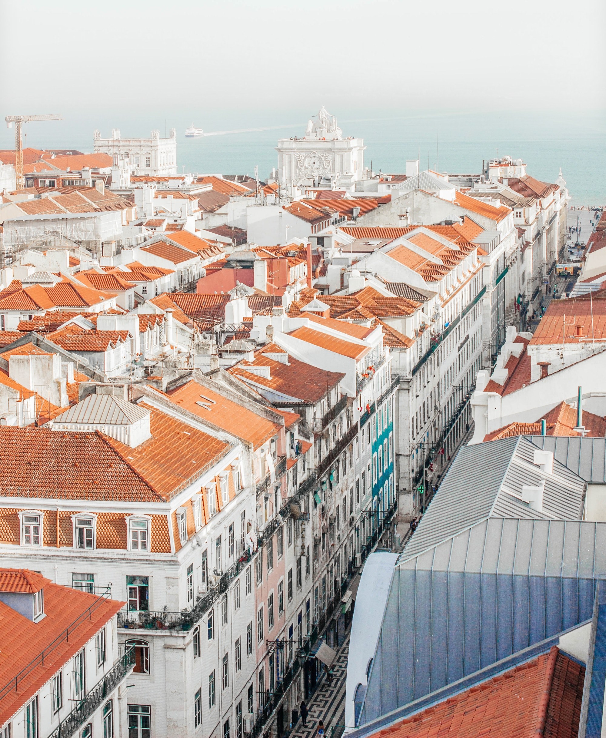 red roofed tenement houses near the marina in lisbon, tenement houses in lisbon 4k, Phone HD Wallpaper