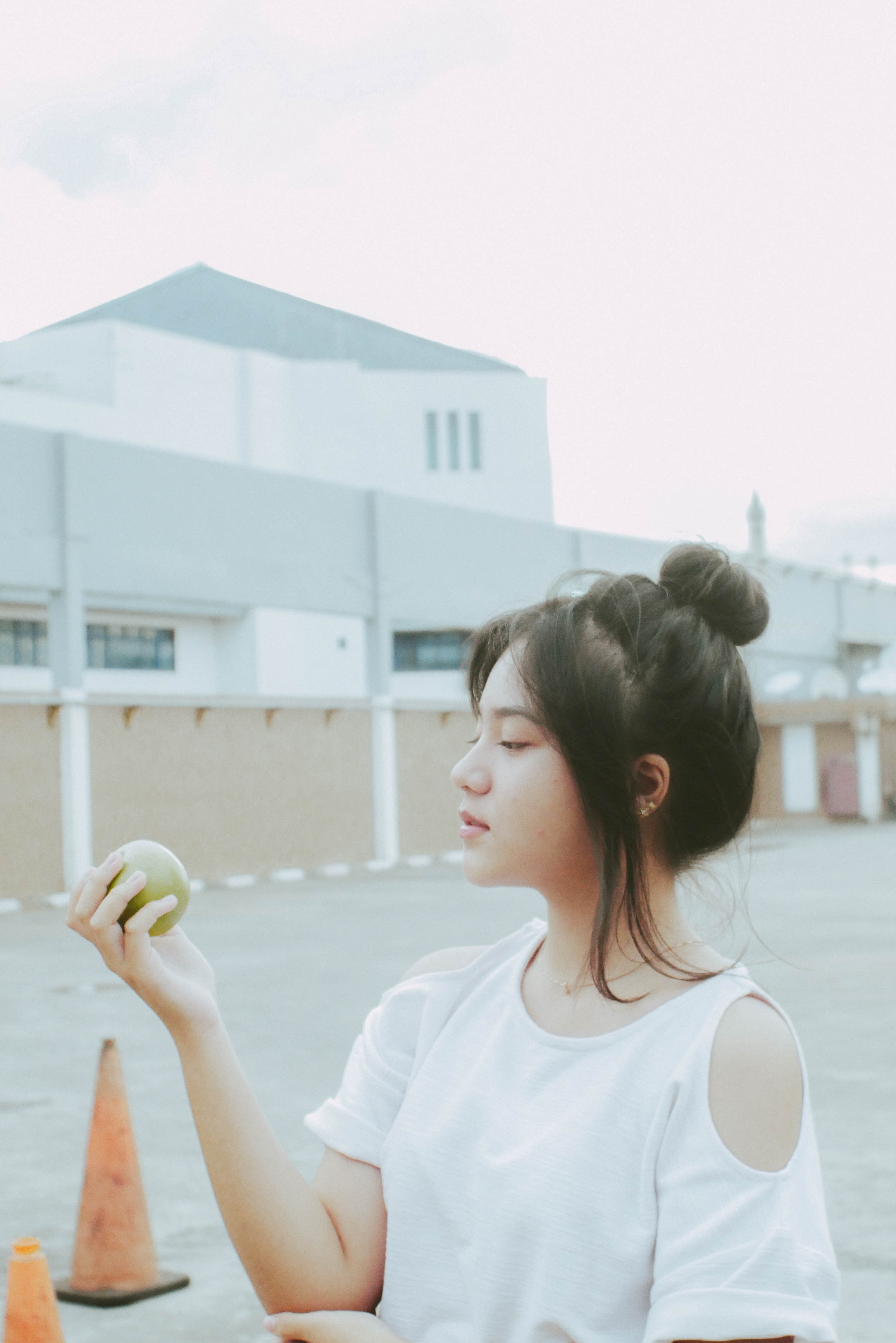 the green apple story 4k, Phone HD Wallpaper