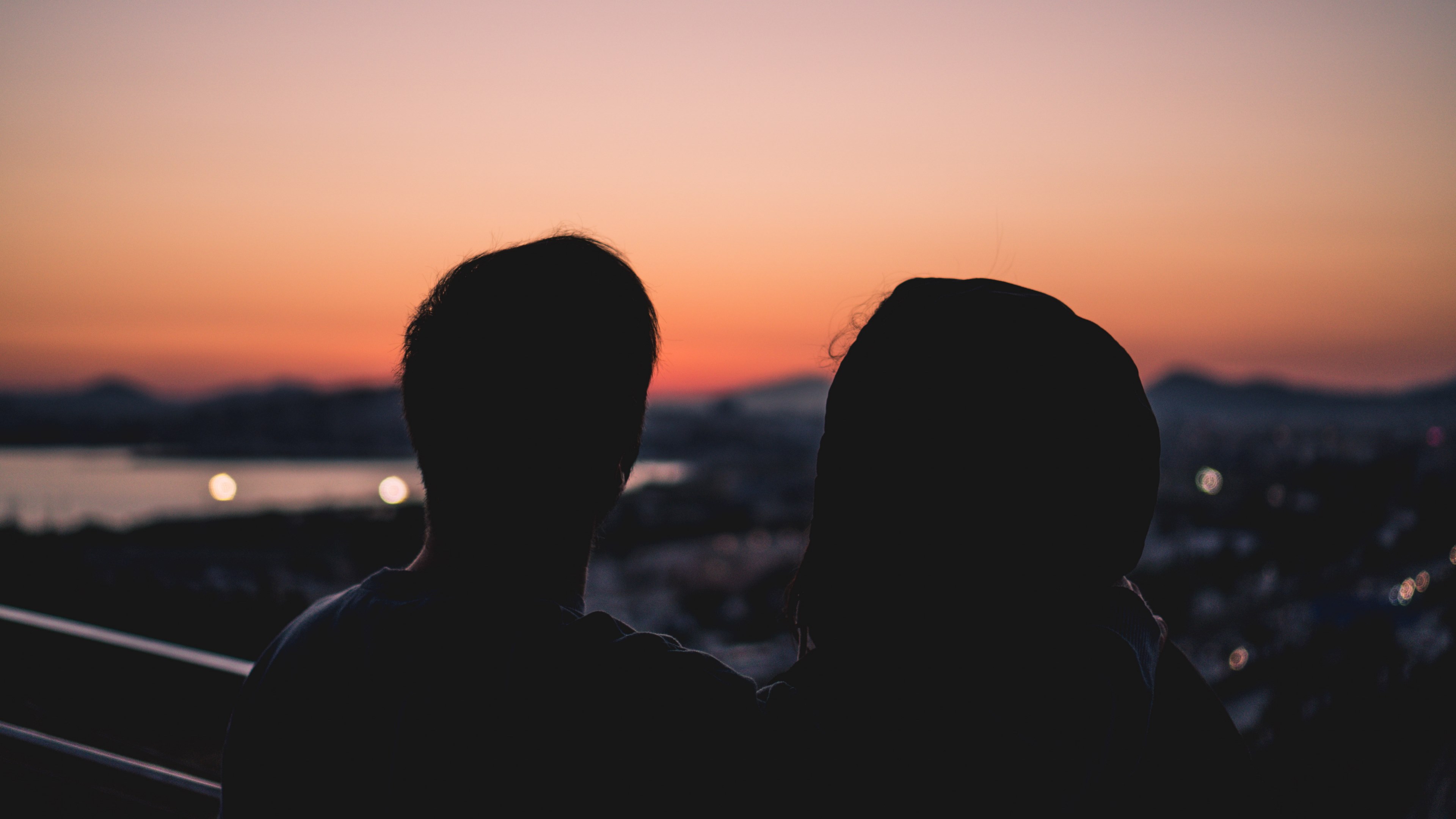 a silhouette of a couple during sunset looking out to stavros niarchos foundation cultural center, sunset vibes 4k, HD Wallpaper