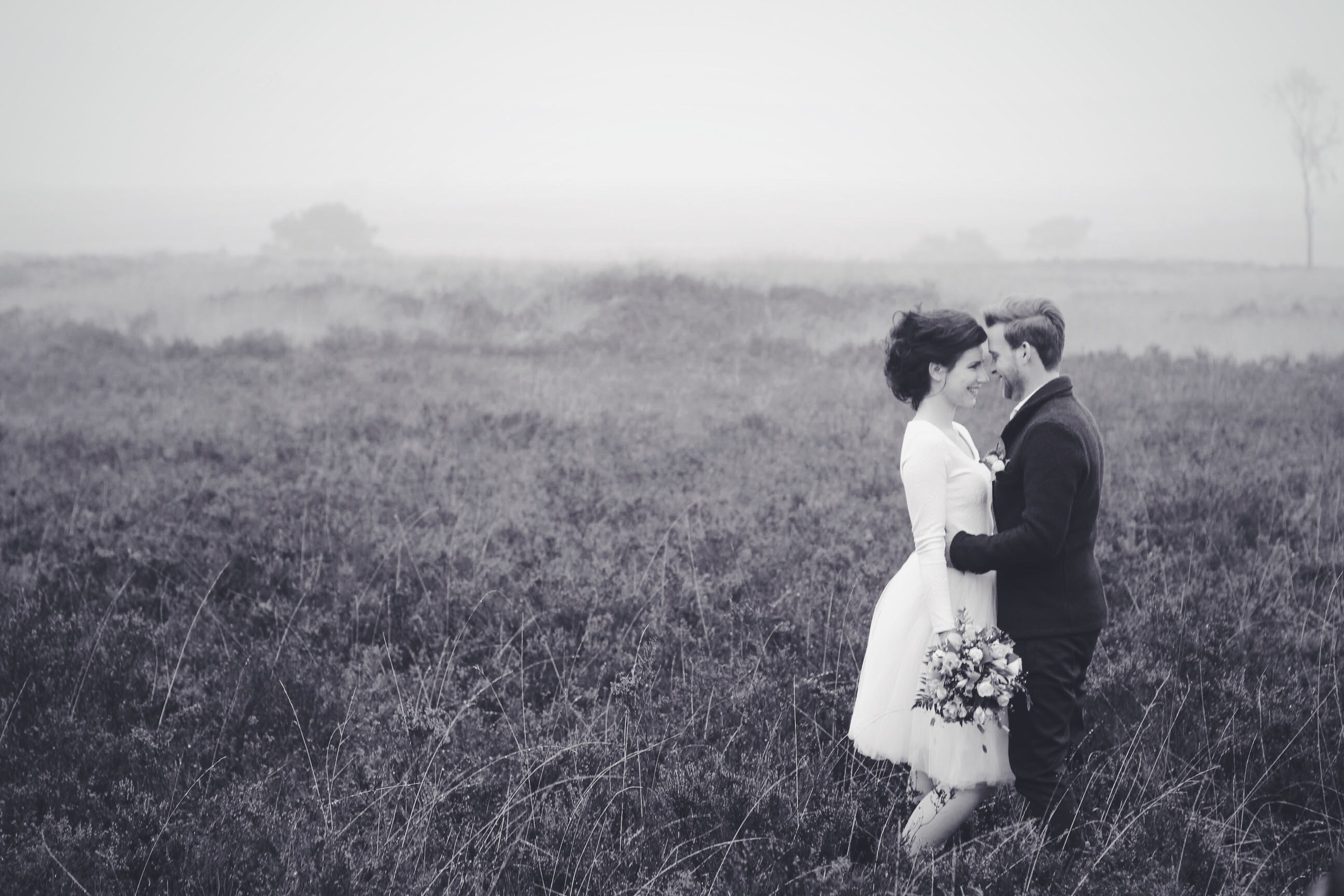 vintage newlywed forest and wedding 4k, HD Wallpaper