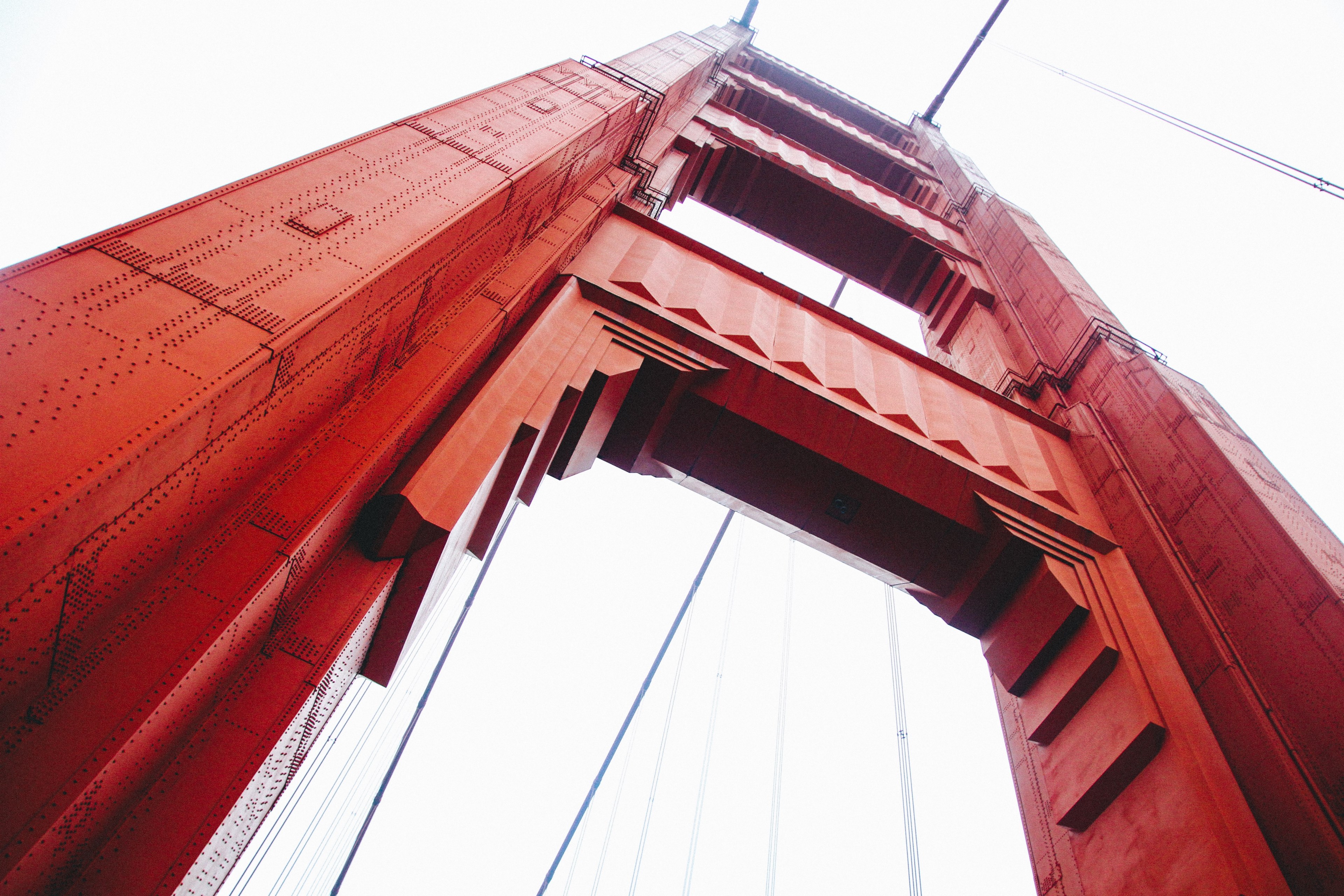 a shot looking up at the support beam for the golden gate bridge in san francisco, golden gate bridge 4k, HD Wallpaper