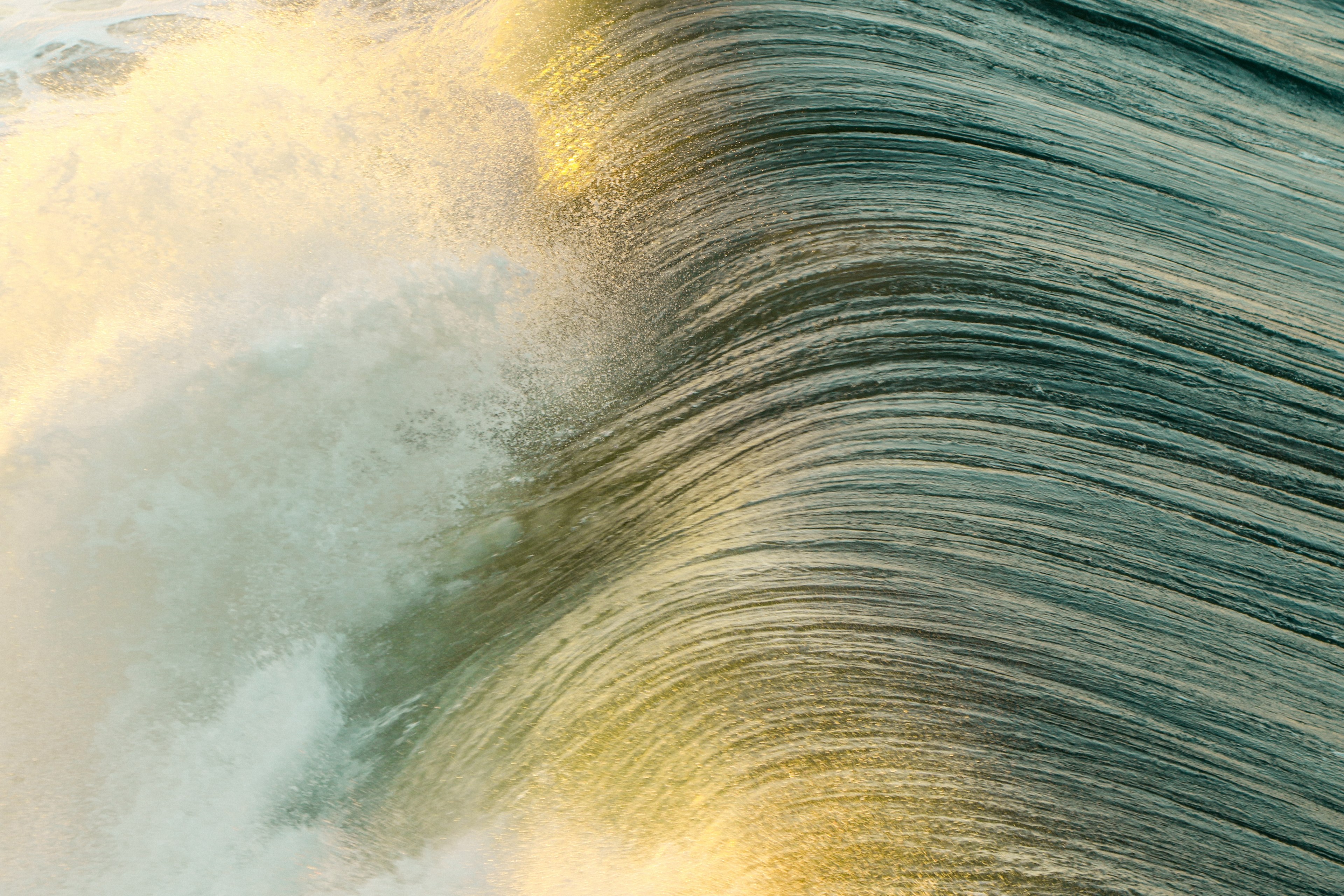 ocean wave splashing at the huntington beach, storm chasing 4k, HD Wallpaper