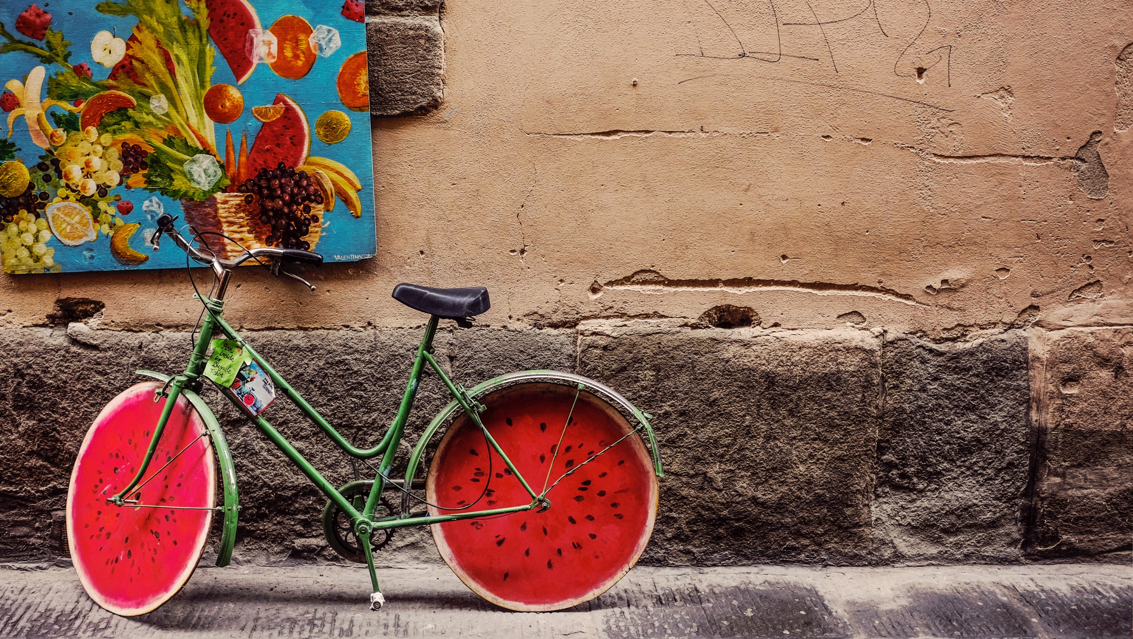 a green bicycle with wheels resembling a cross section of a watermelon, unique watermelon bicycle 4k, HD Wallpaper
