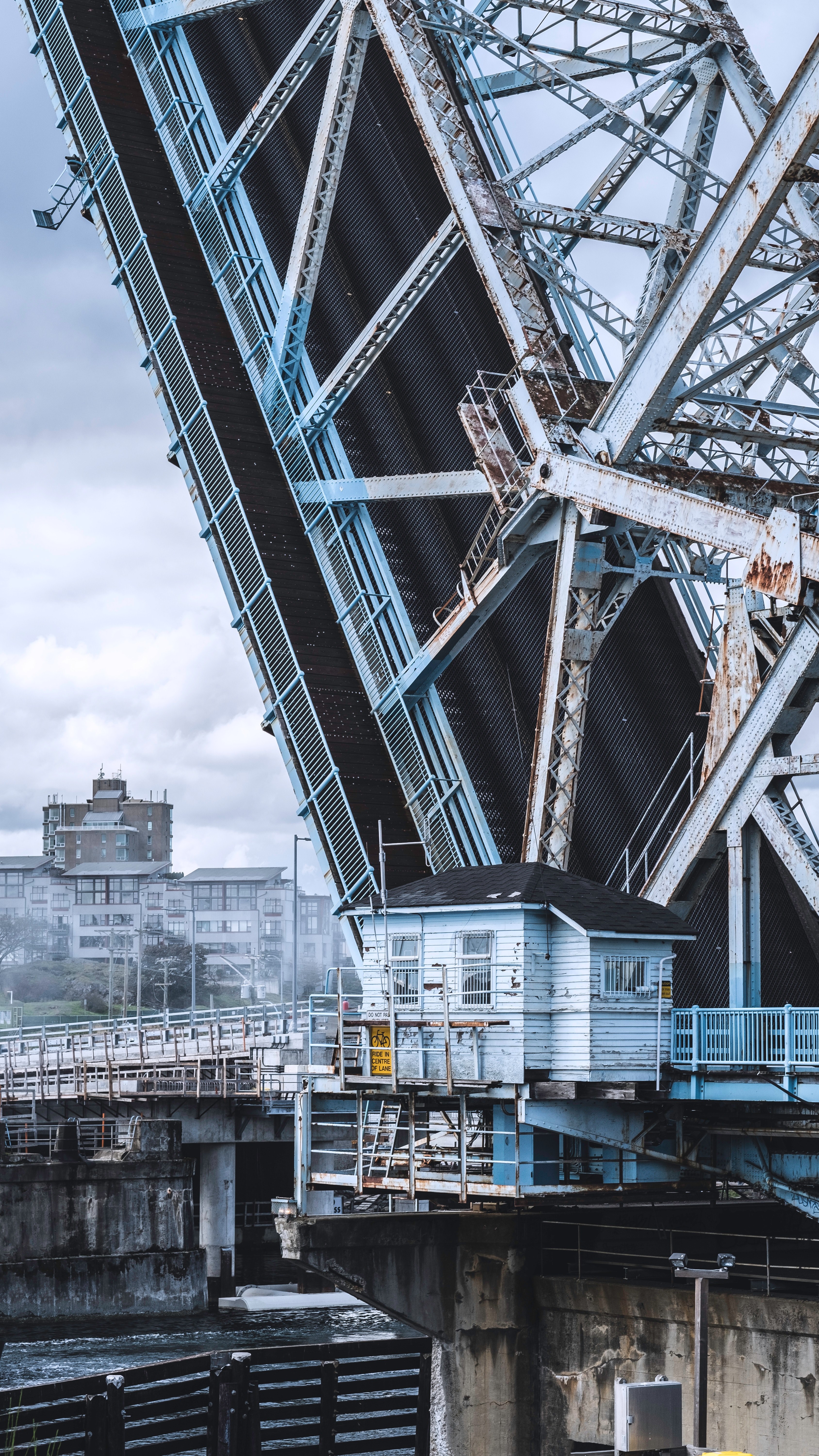 industrial drawbridge lifts up in an urban victoria area, steel city structures 4k, Phone HD Wallpaper