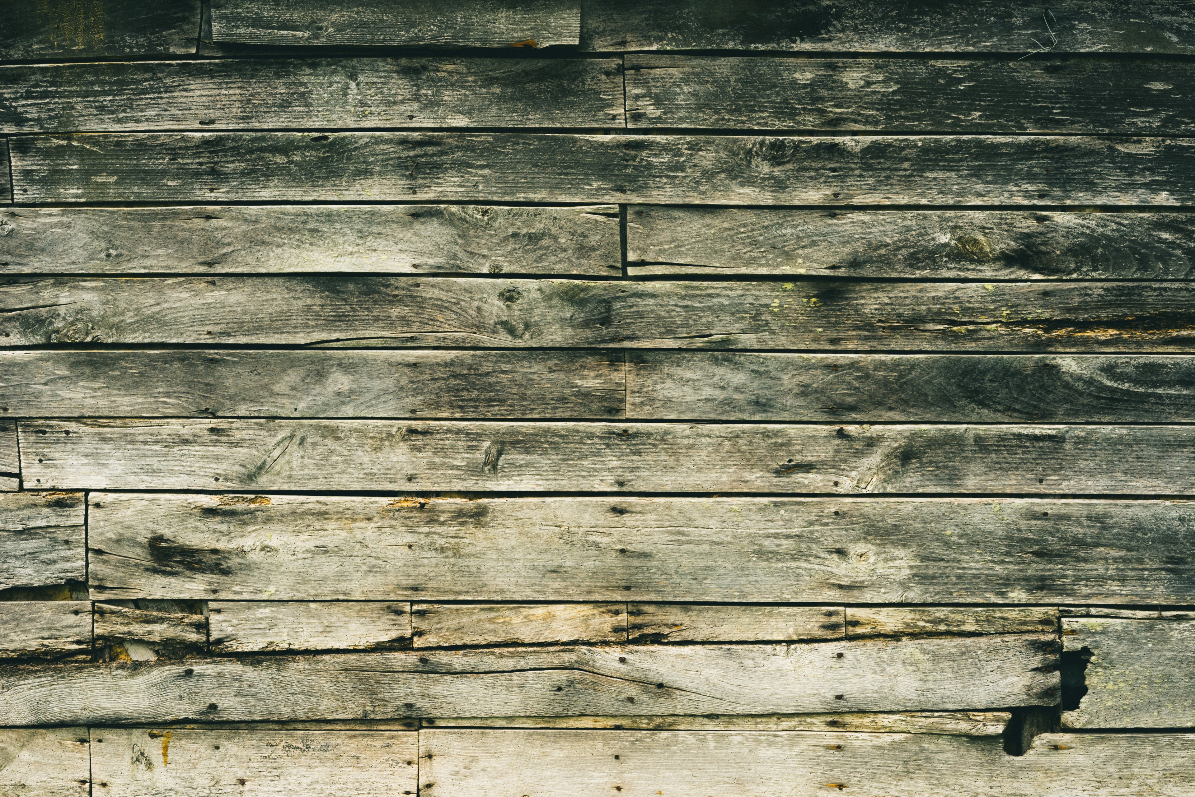 a wooden wall with dark worn out planks, old wooden wall 4k, HD Wallpaper