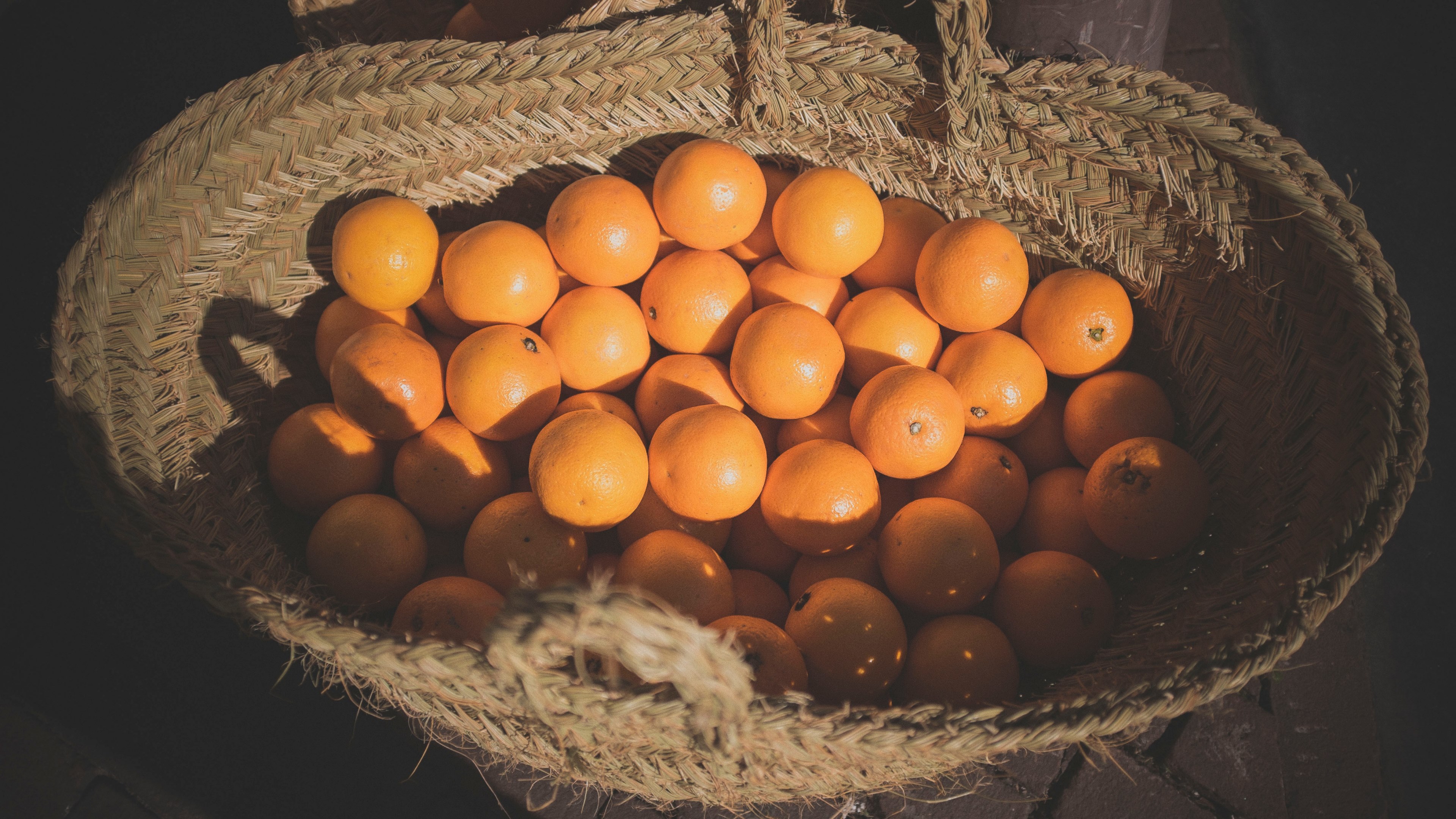 basket of fresh oranges, orange basket 4k, HD Wallpaper