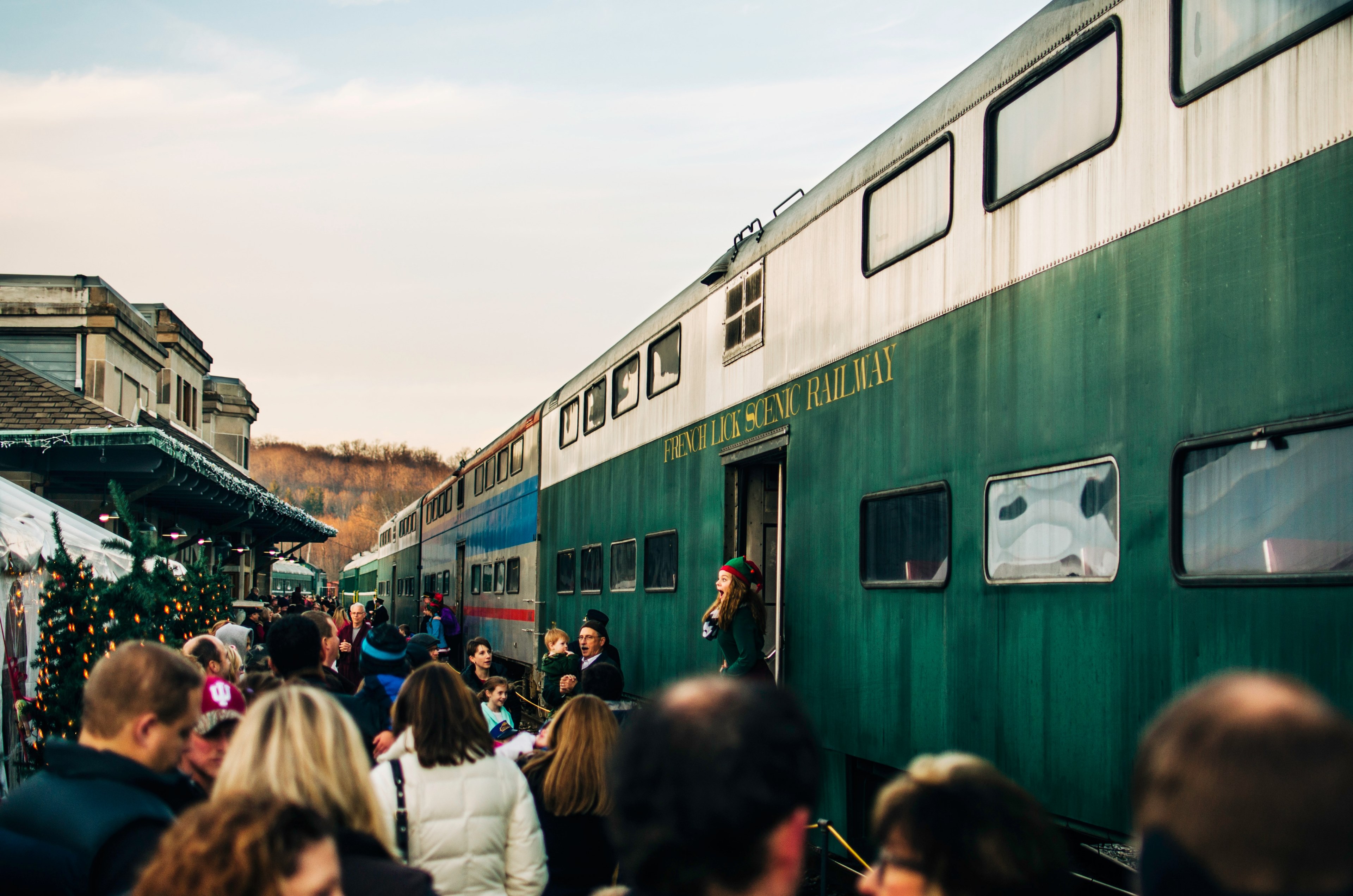 railway railroad transportation and train station 4k, HD Wallpaper