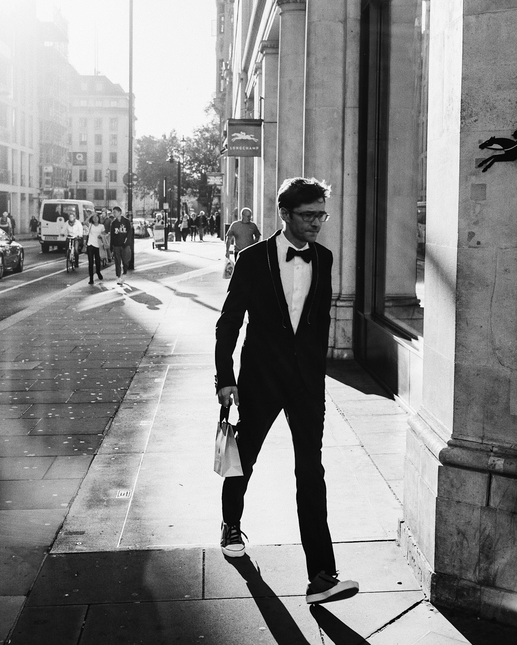 a classy guy 4k, Phone HD Wallpaper