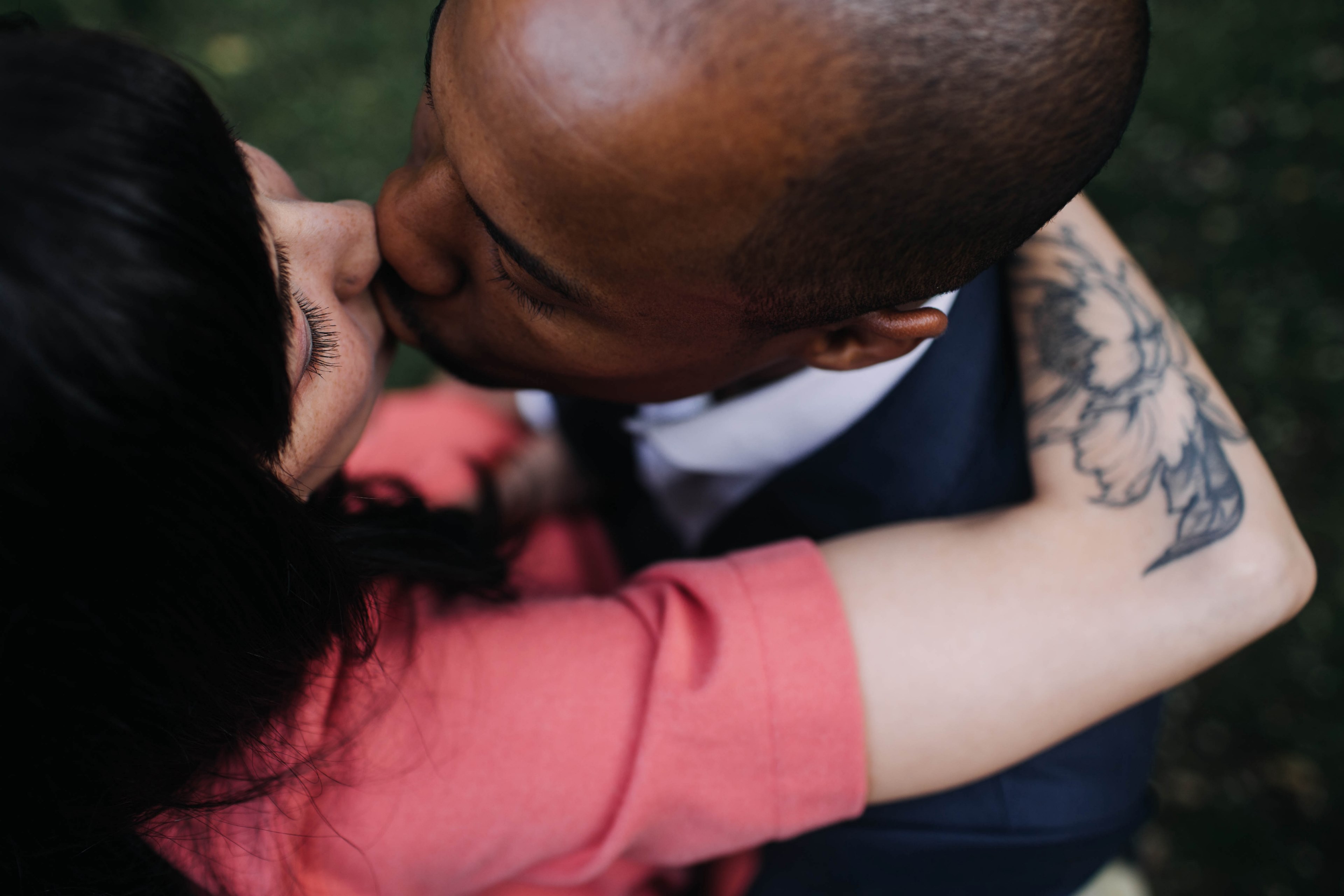 kiss kissing couple and love 4k, HD Wallpaper