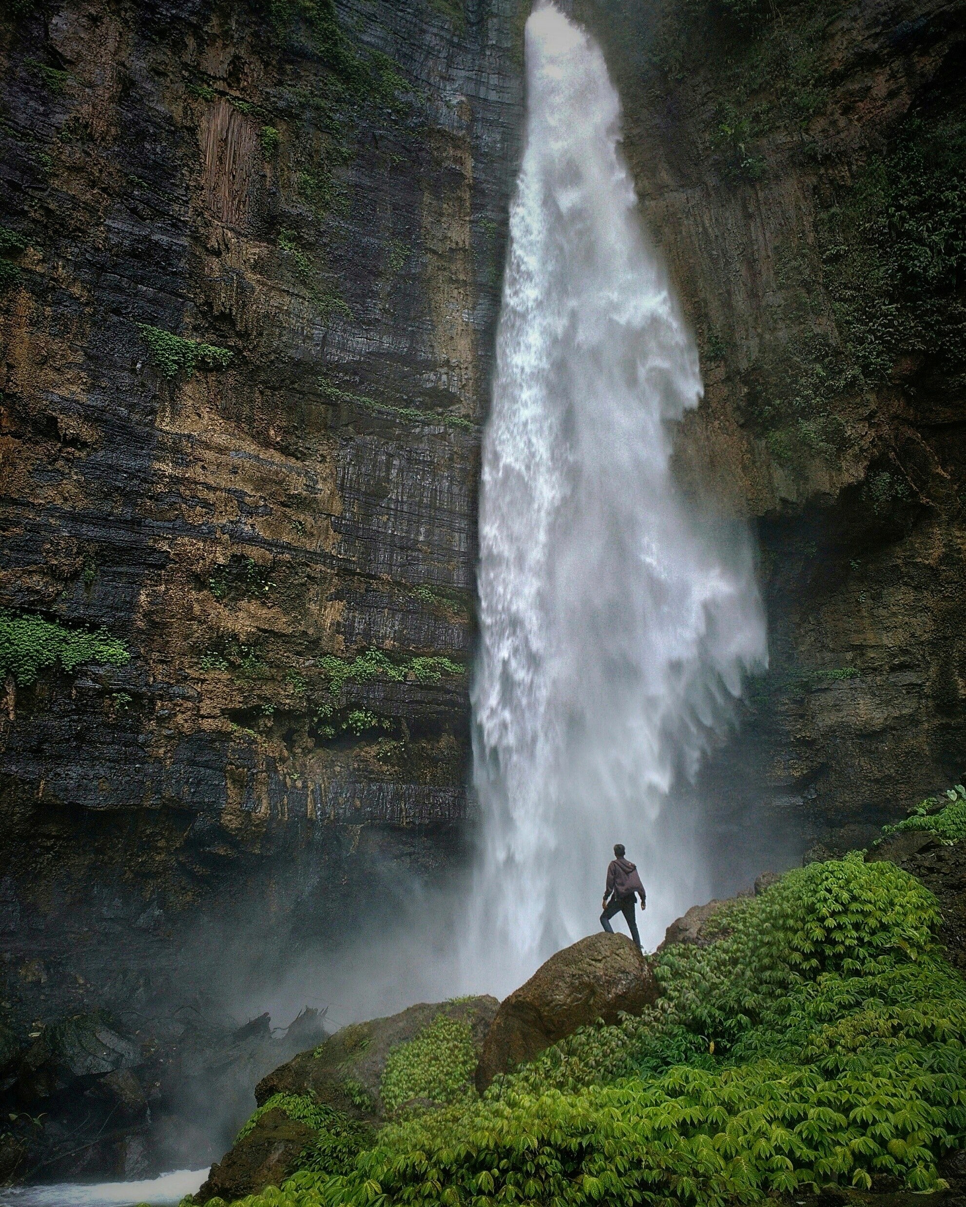 waterfalls todays 4k, Phone HD Wallpaper