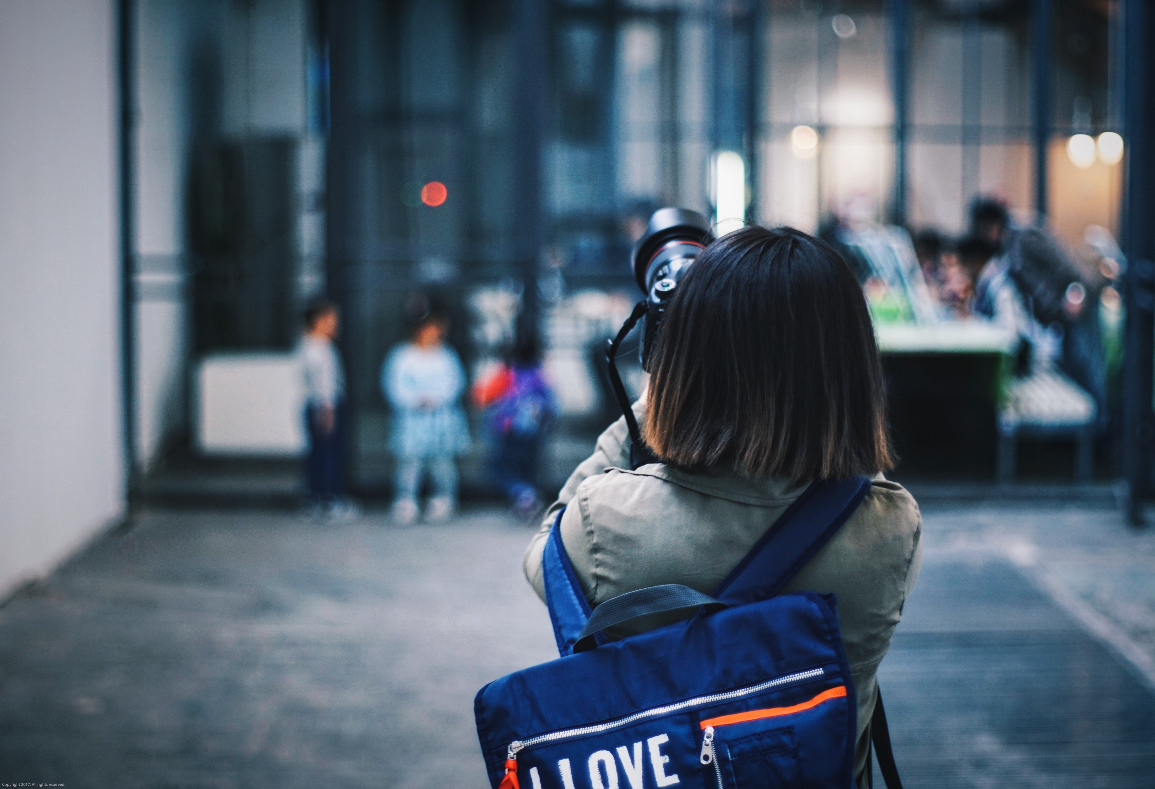 young girl taking photograph with i love bag with people in background beijing 798 art district, 789 art museum 4k, HD Wallpaper