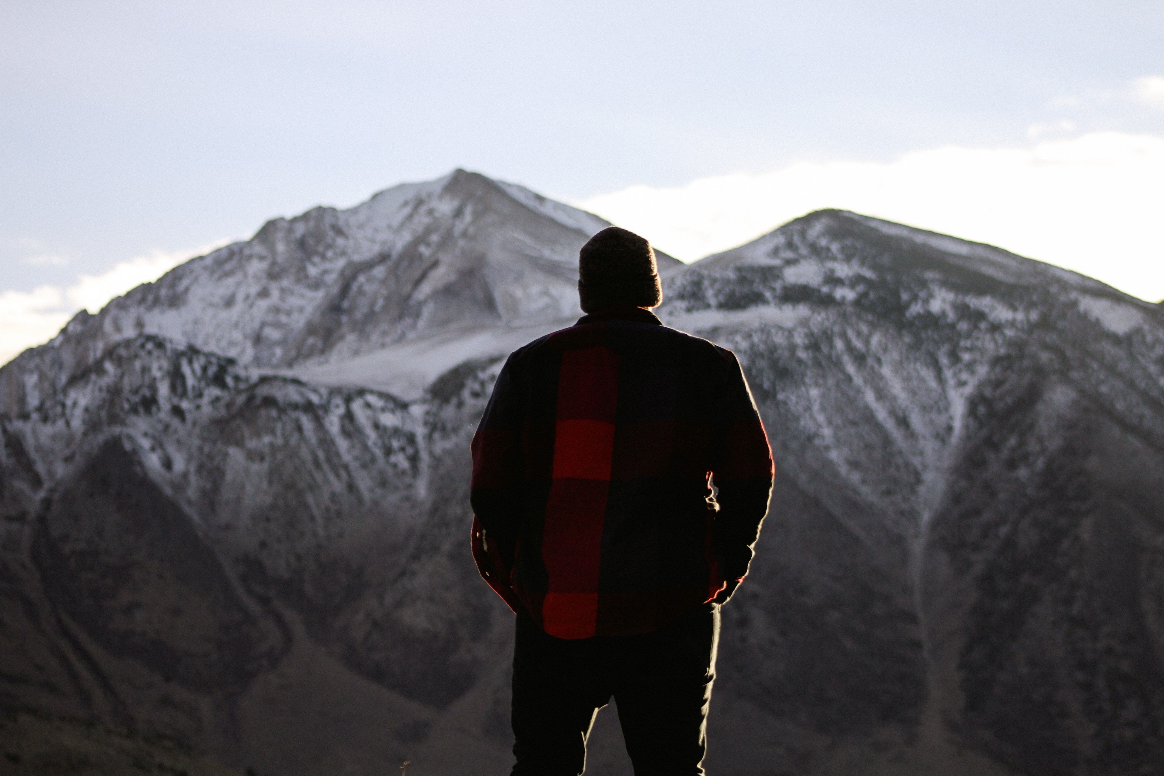 man guy male and standing 4k, HD Wallpaper