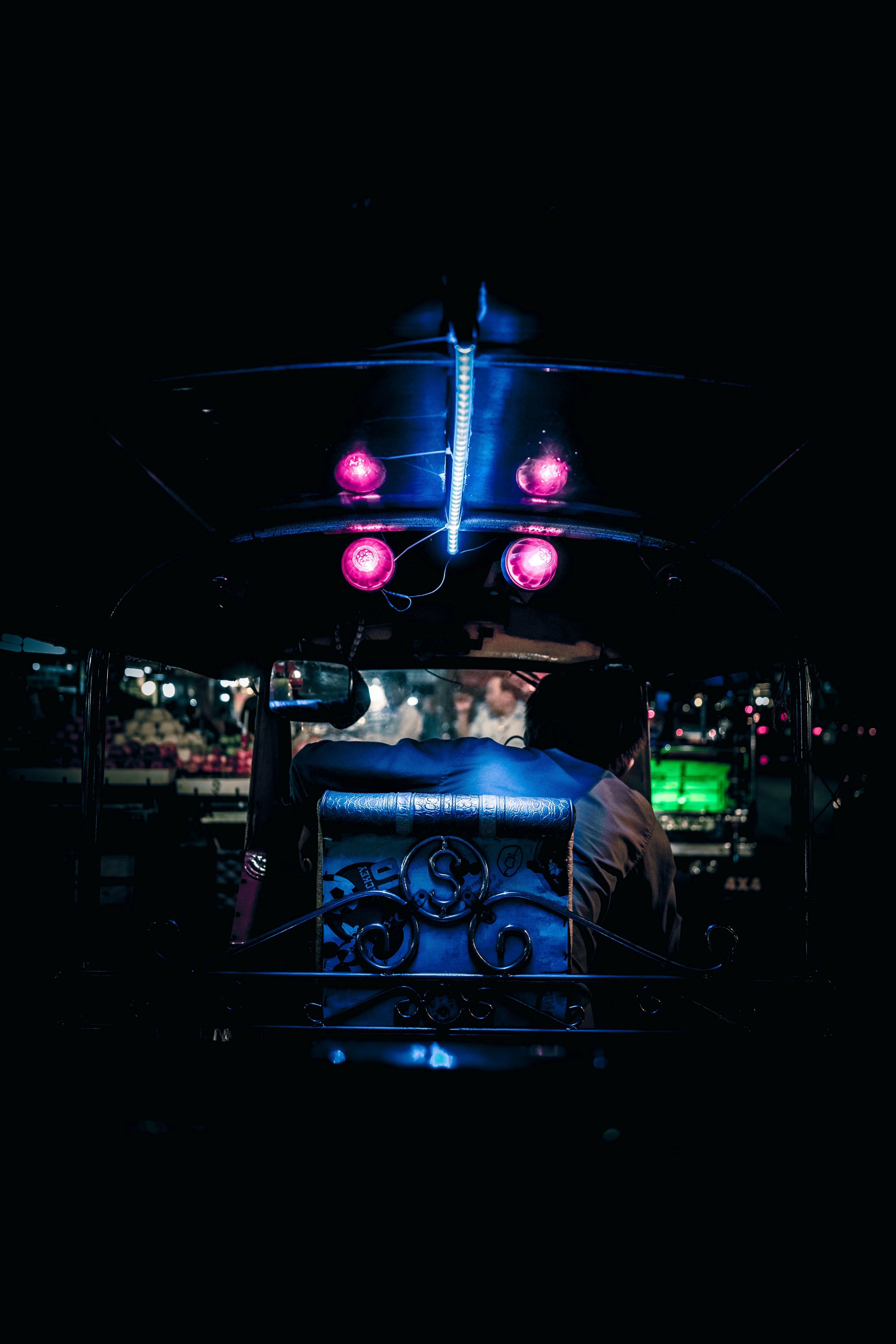 waiting 4k, Phone HD Wallpaper