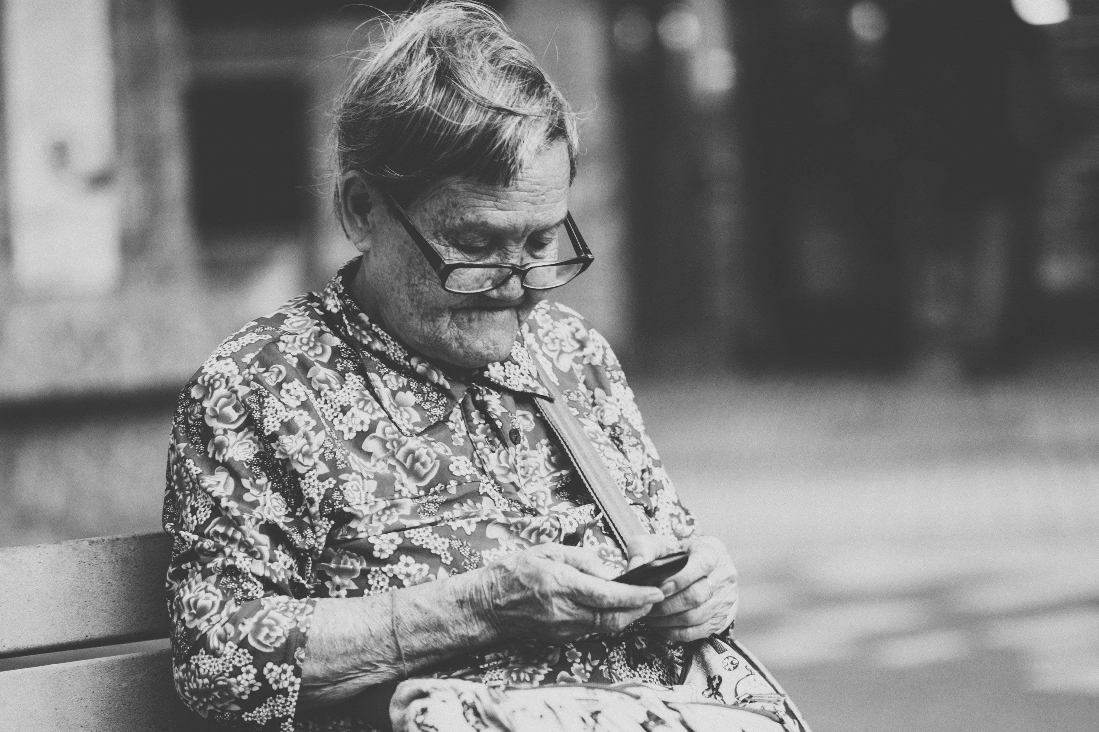 woman female old and elderly 4k, HD Wallpaper