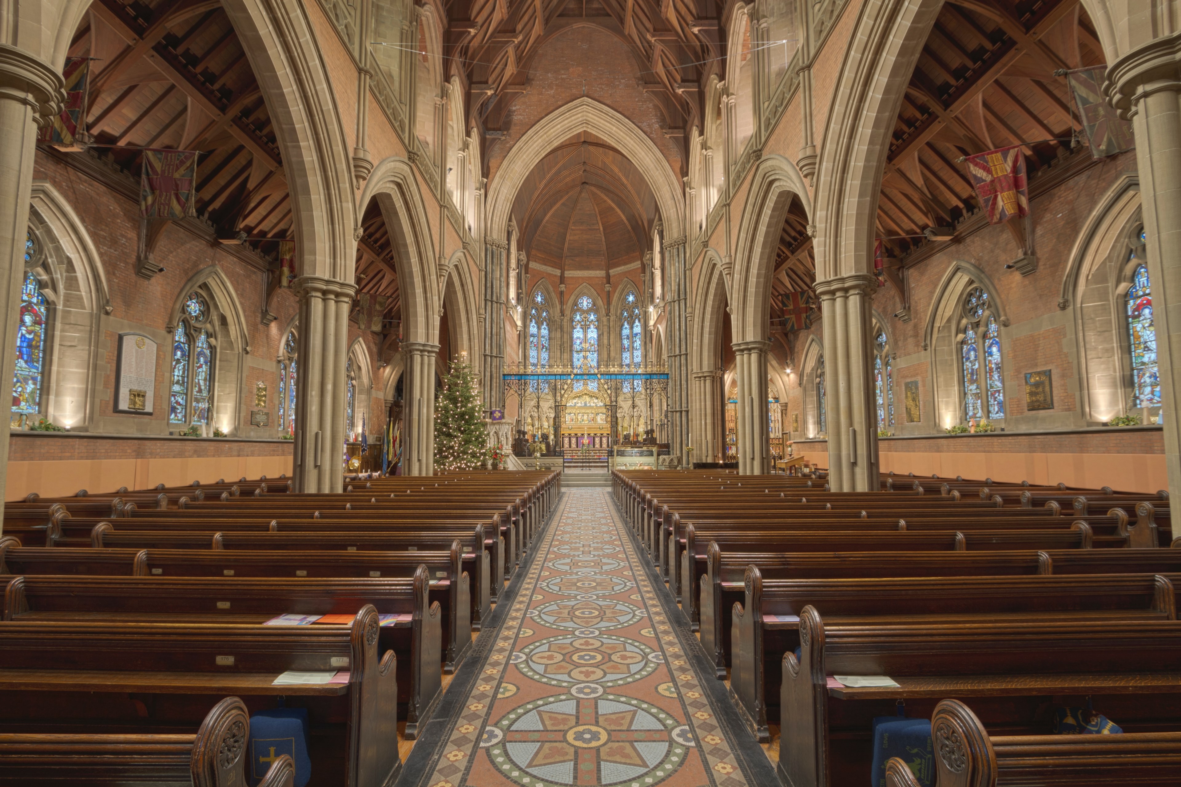 the aisle of an empty church, _empty church aisle 4k, HD Wallpaper