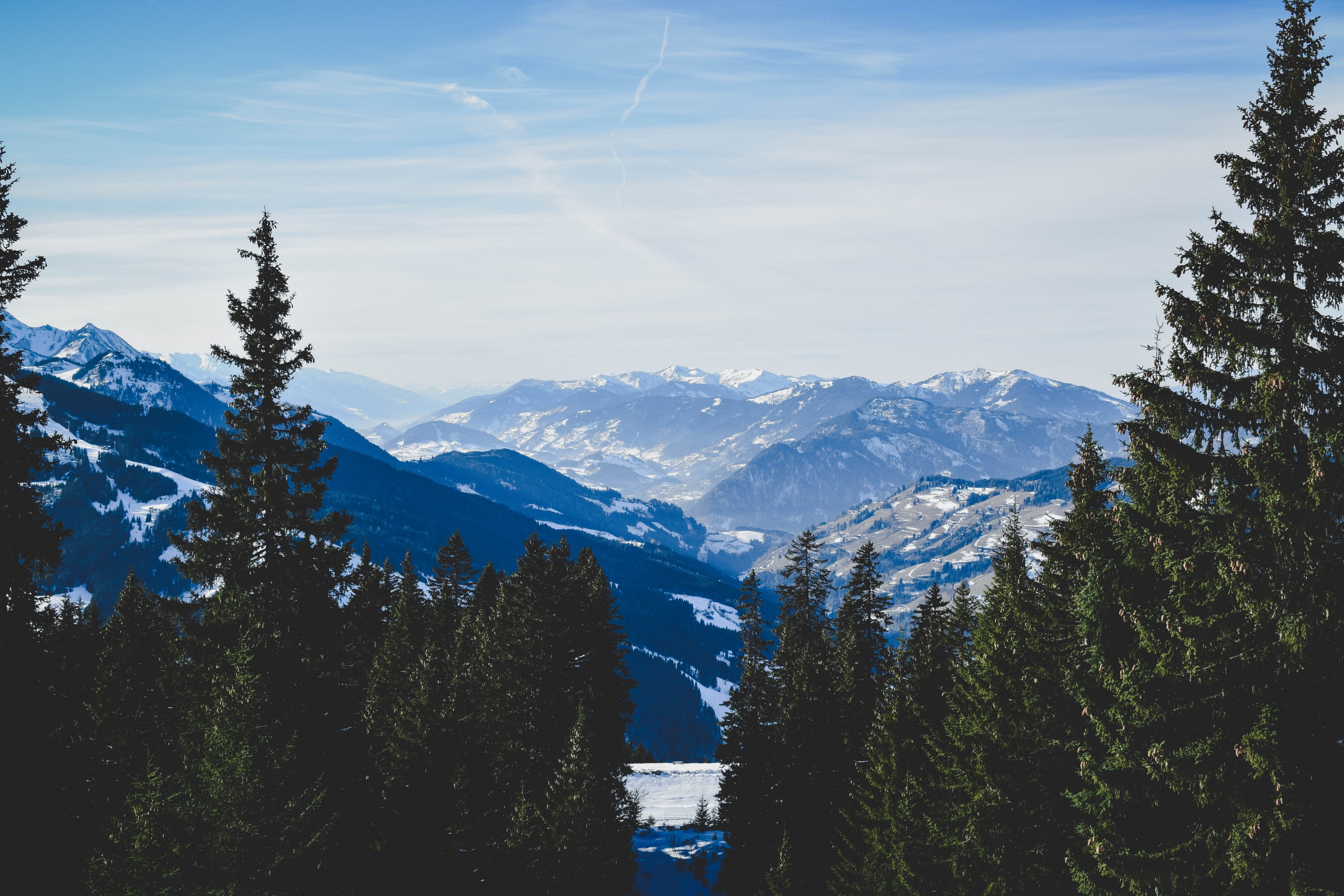 a majestic view of a mountain valley in the winter, flachau mountain valley 4k, HD Wallpaper