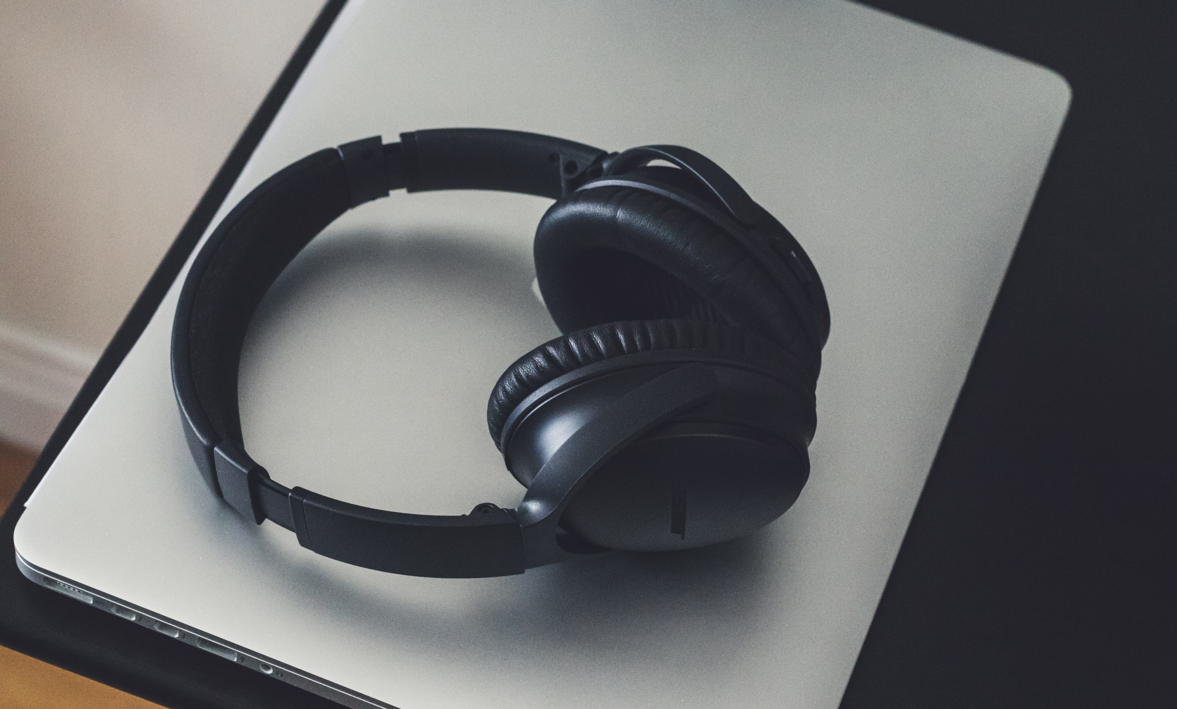 listen up 4k, HD Wallpaper