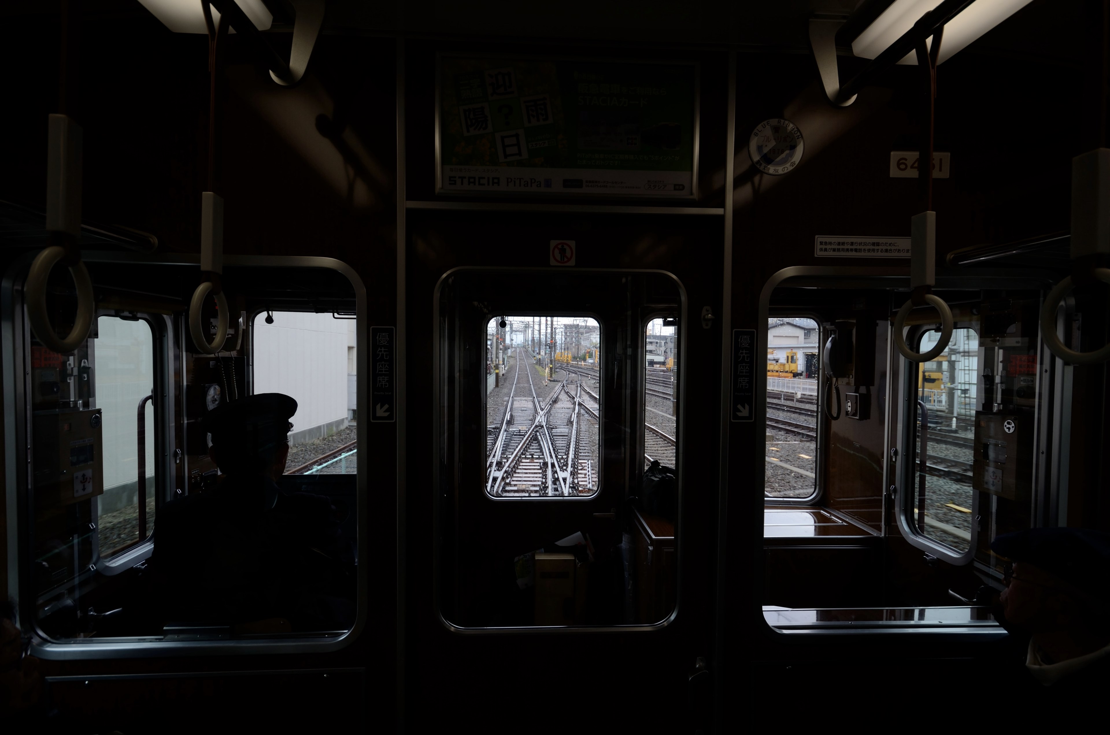 view from the front of a train on railway tracks, tracks from driver window 4k, HD Wallpaper