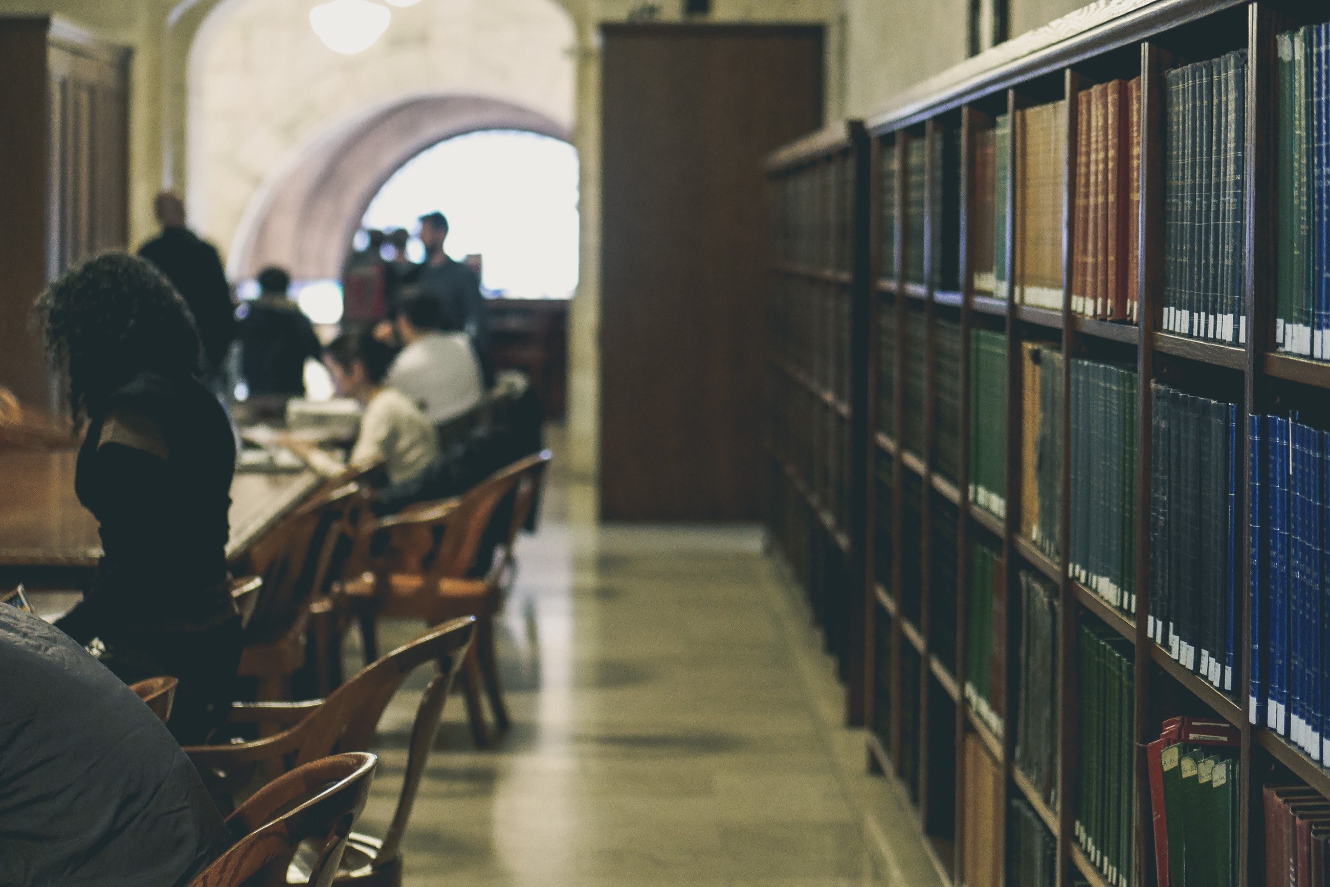 new york public library with library users and books on the bookshelves, _library books bookshelves 4k, HD Wallpaper