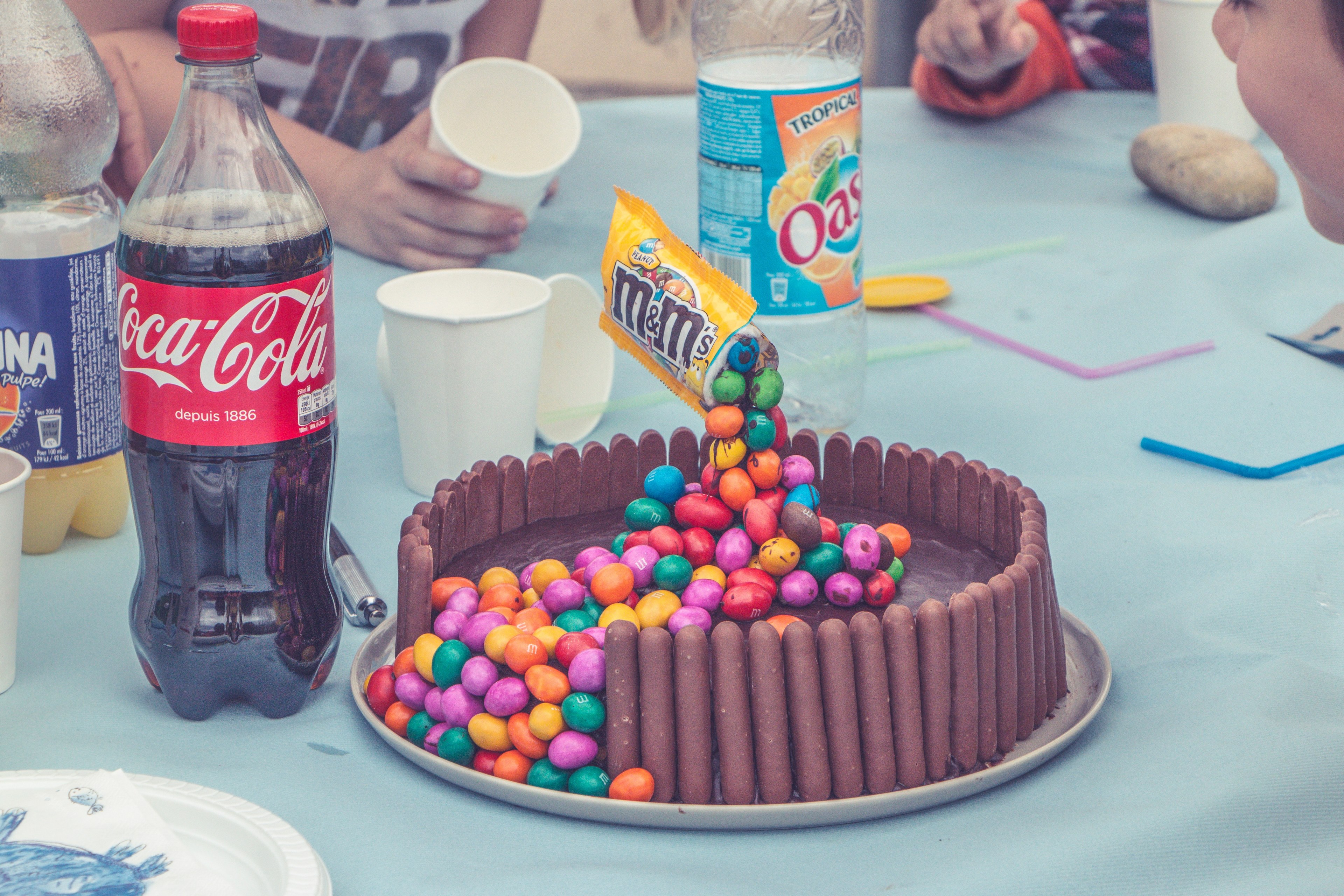 birthday child and gravity cake 4k, HD Wallpaper