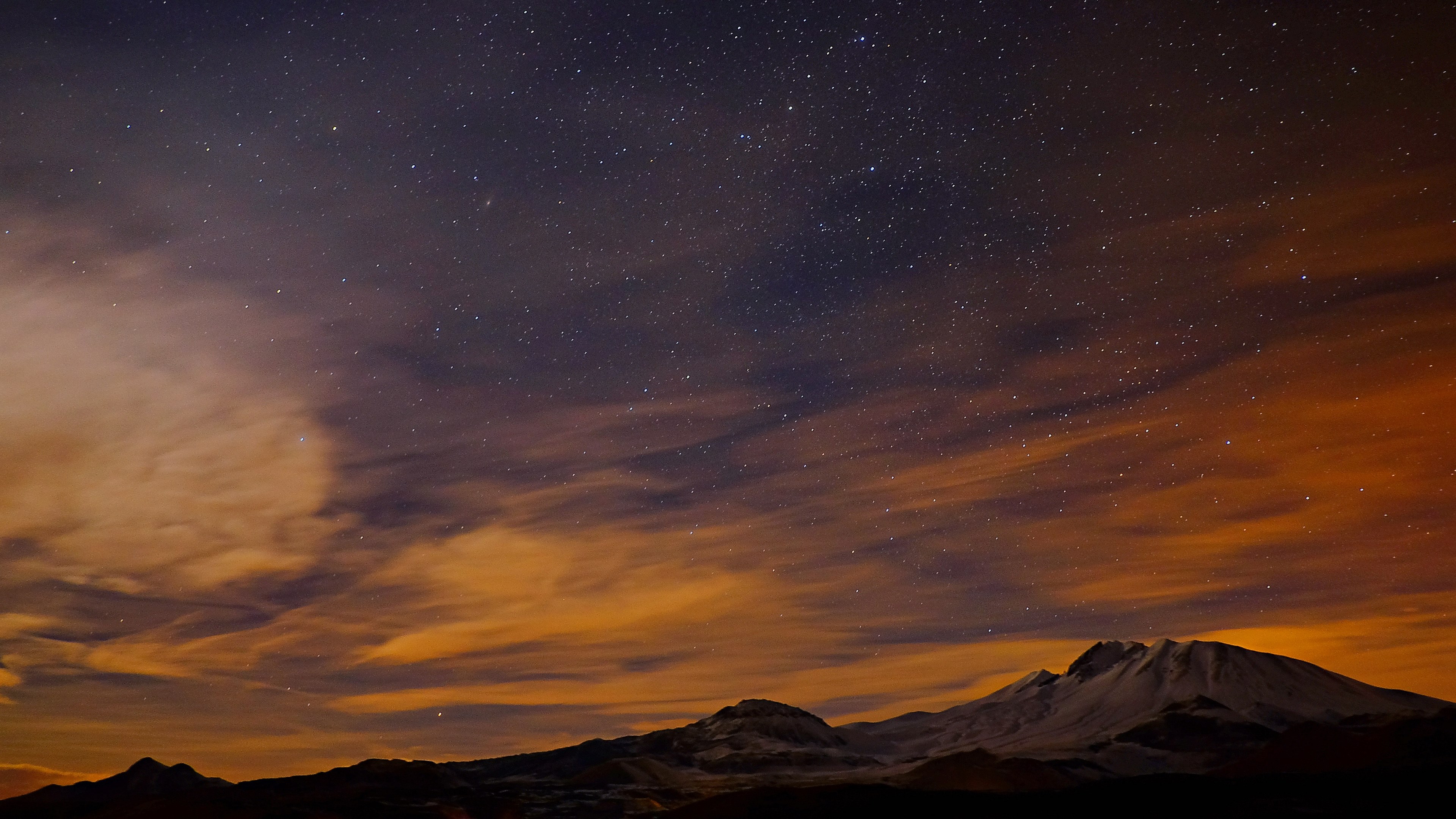 illuminated night sky with stars over mount erciyes, a mountain under the stars 4k, HD Wallpaper