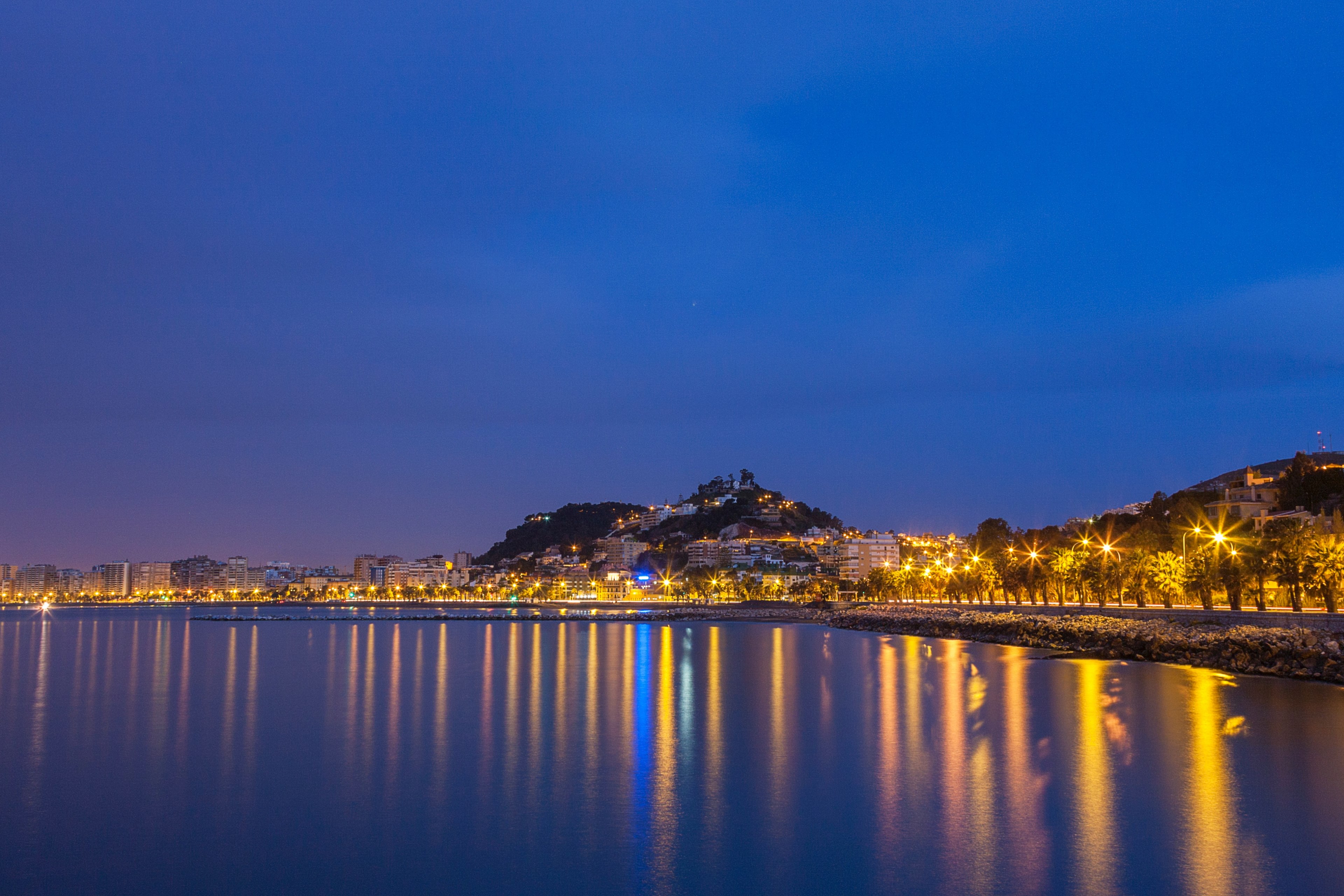 mlaga quinoal quino and playa 4k, HD Wallpaper