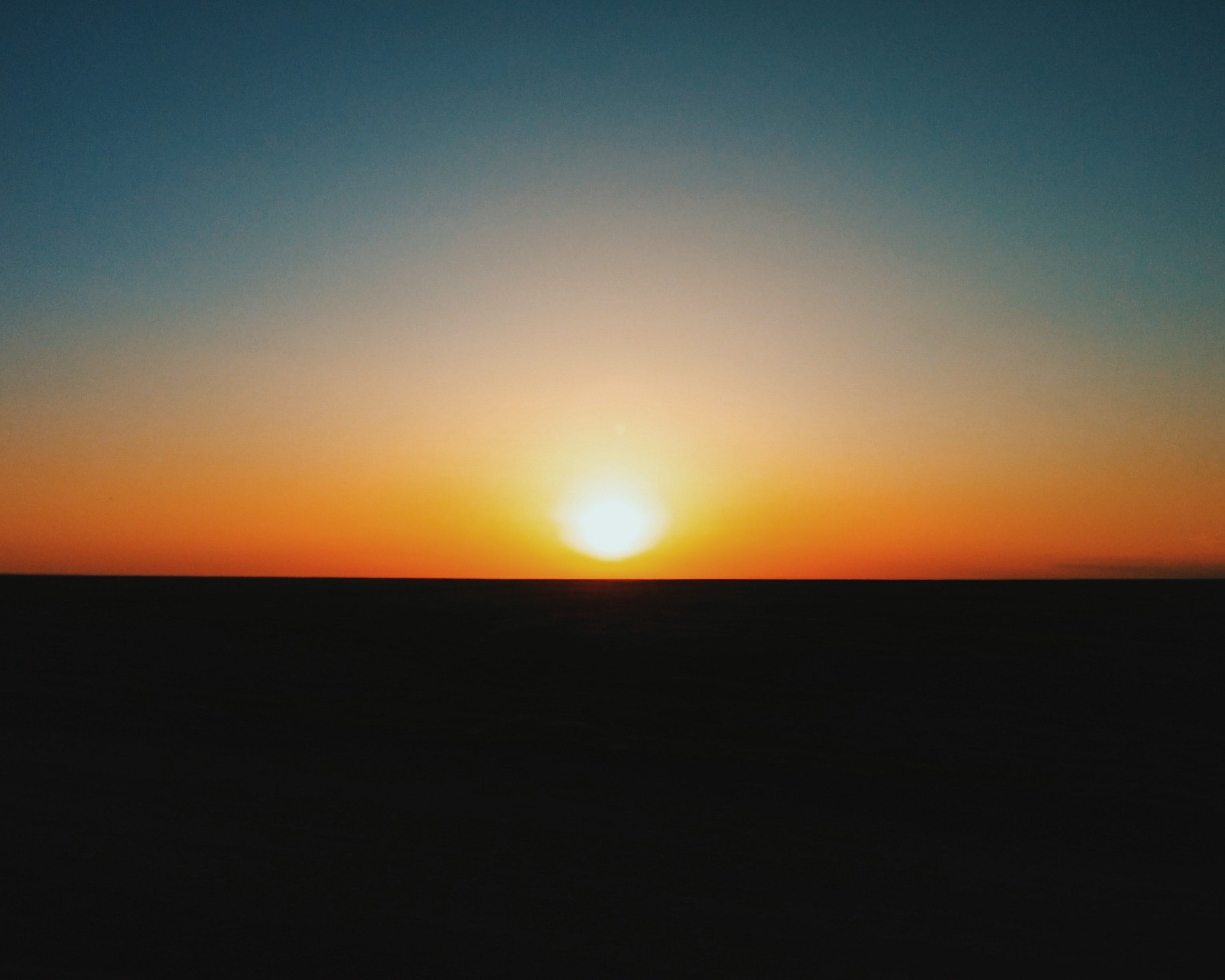 sun rises on the horizon against a colorful sky, colorful sunrise 4k, HD Wallpaper