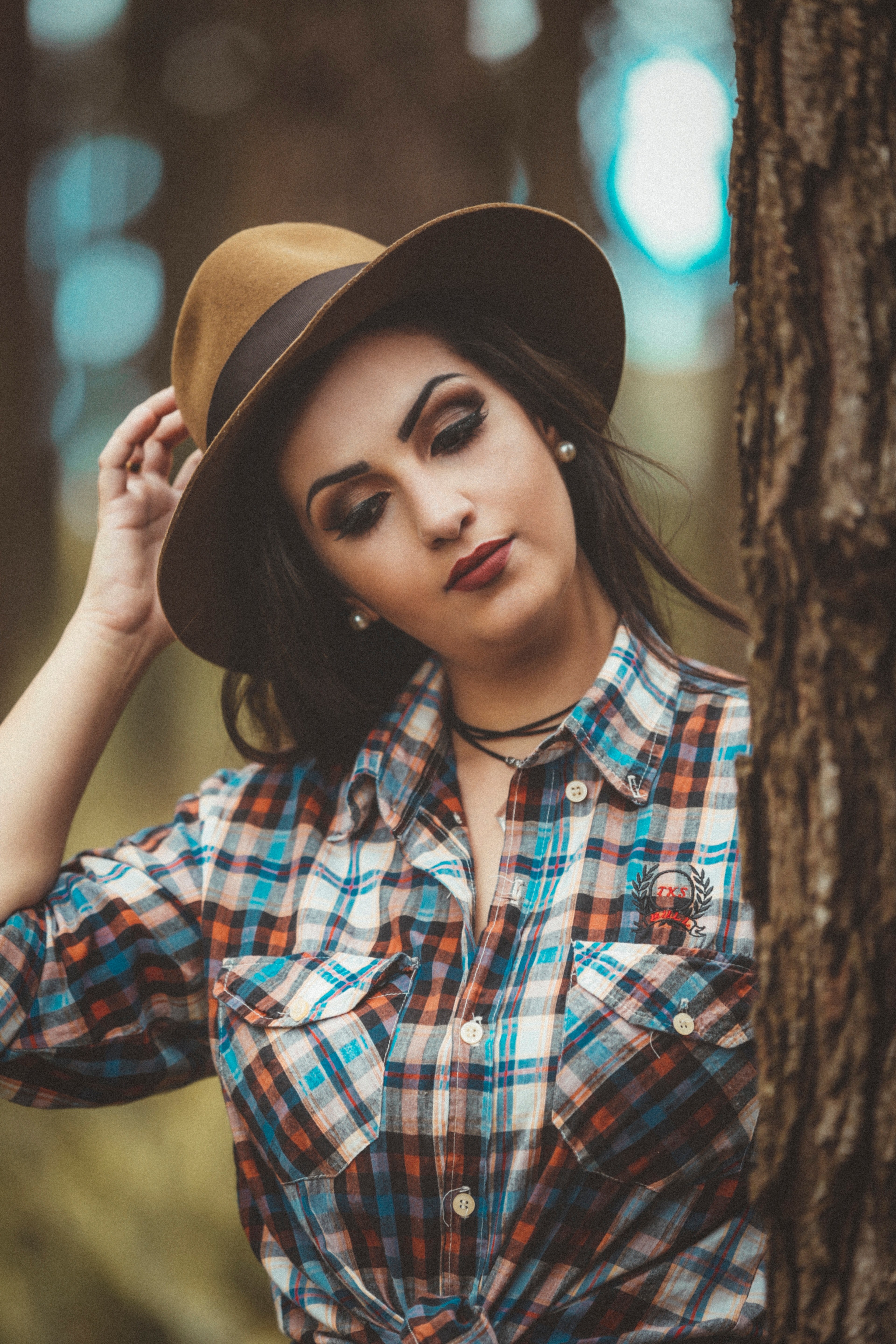 outdoor person sweet and posing hd, 4k, Phone HD Wallpaper