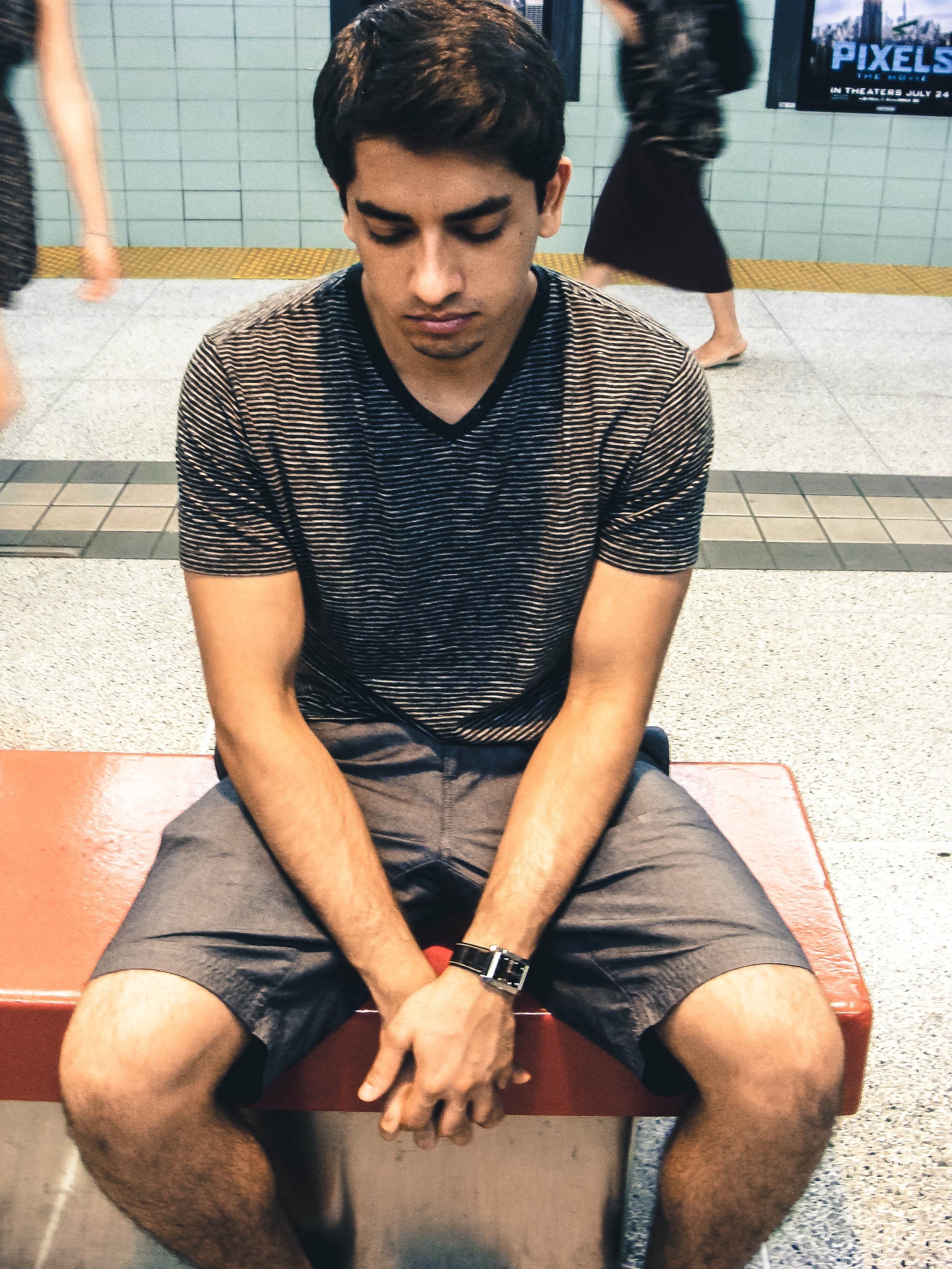 man train station style and fashion hd, 4k, Phone HD Wallpaper
