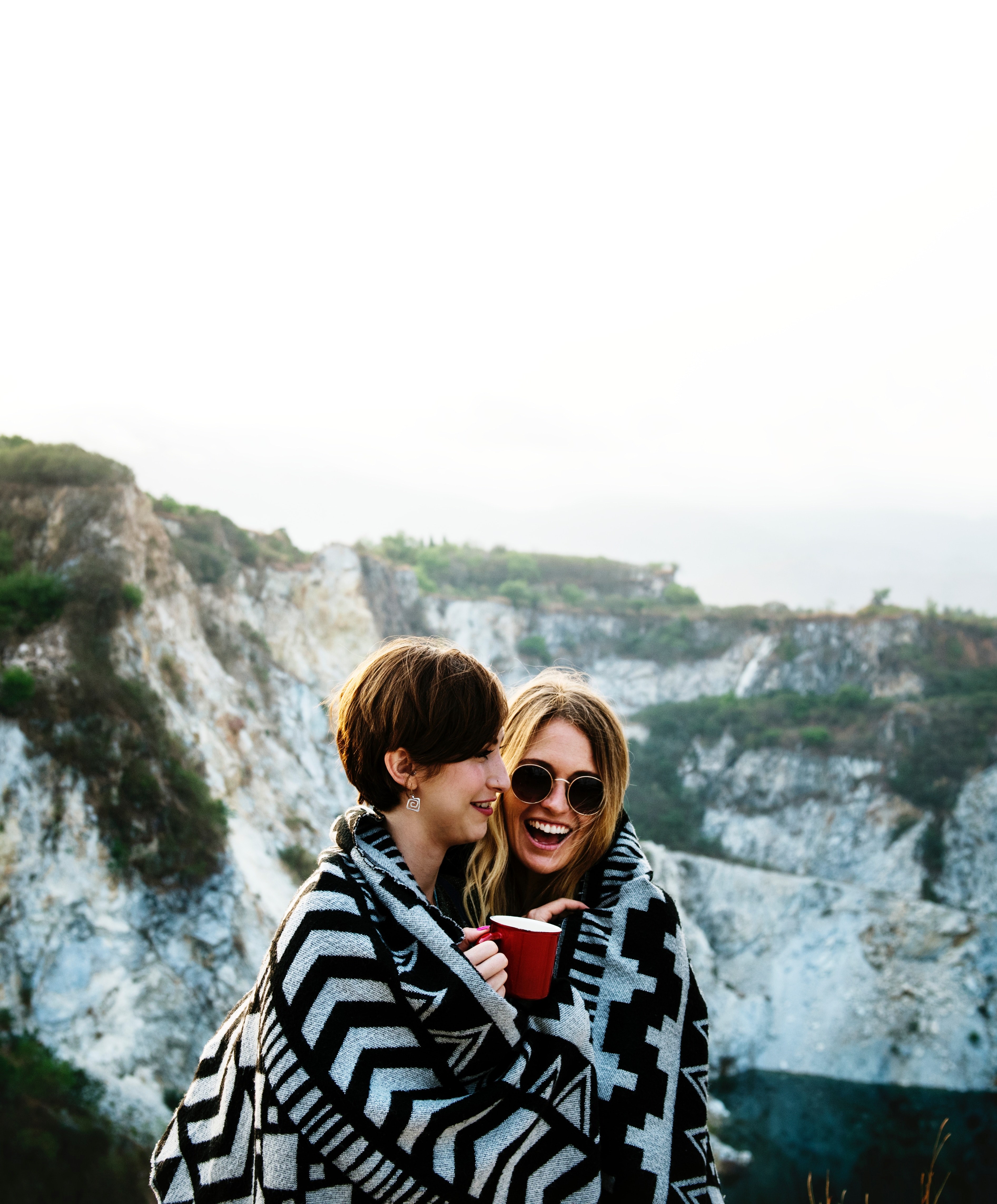 friend blanket chill and outdoor hd, 4k, Phone HD Wallpaper