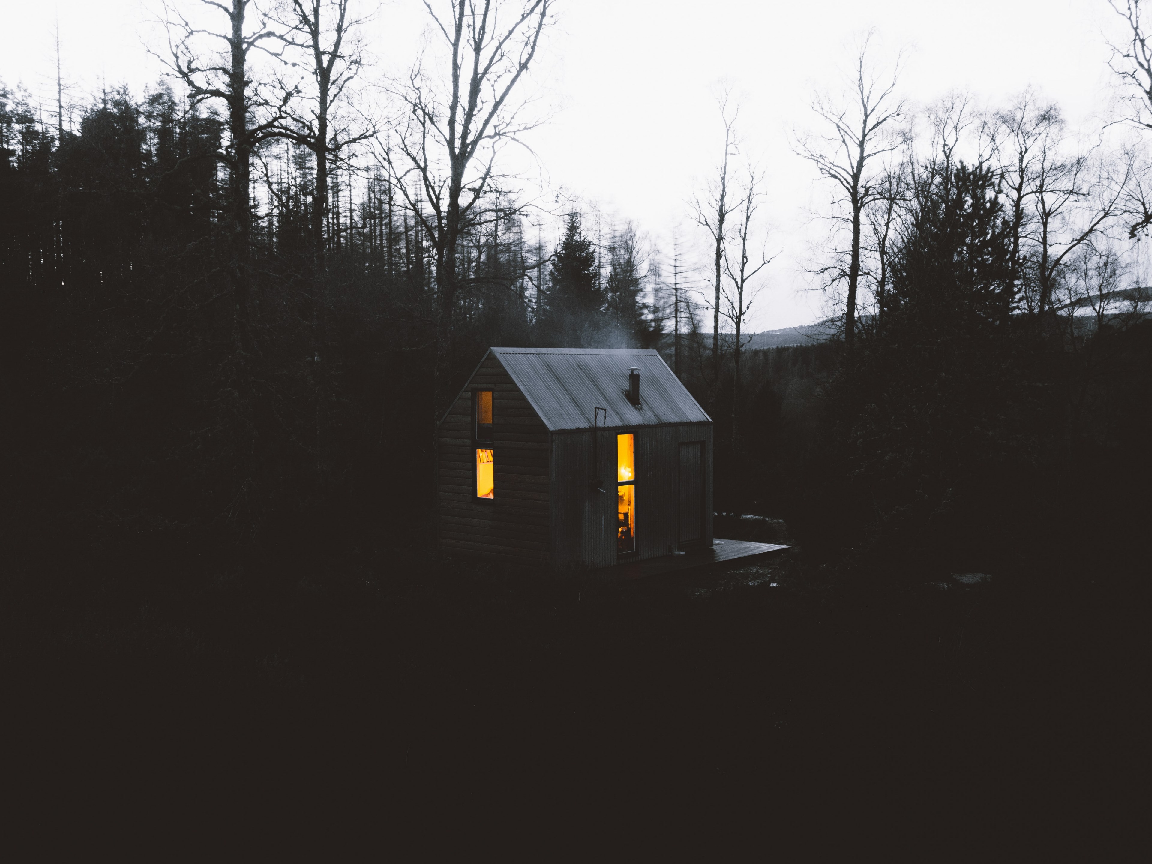 dusk cabin remote and shelter 4k, HD Wallpaper