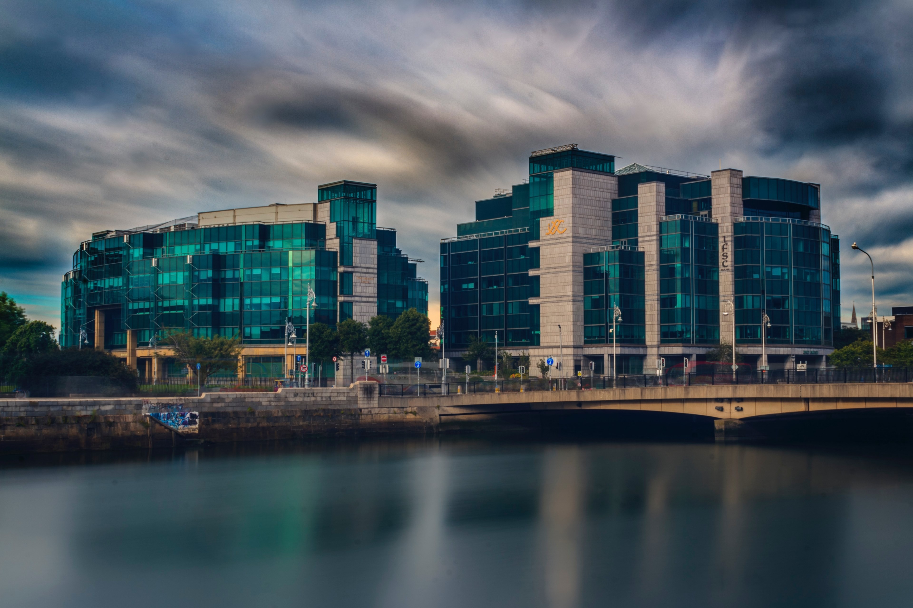 dublin financial district long exposure 4k, HD Wallpaper