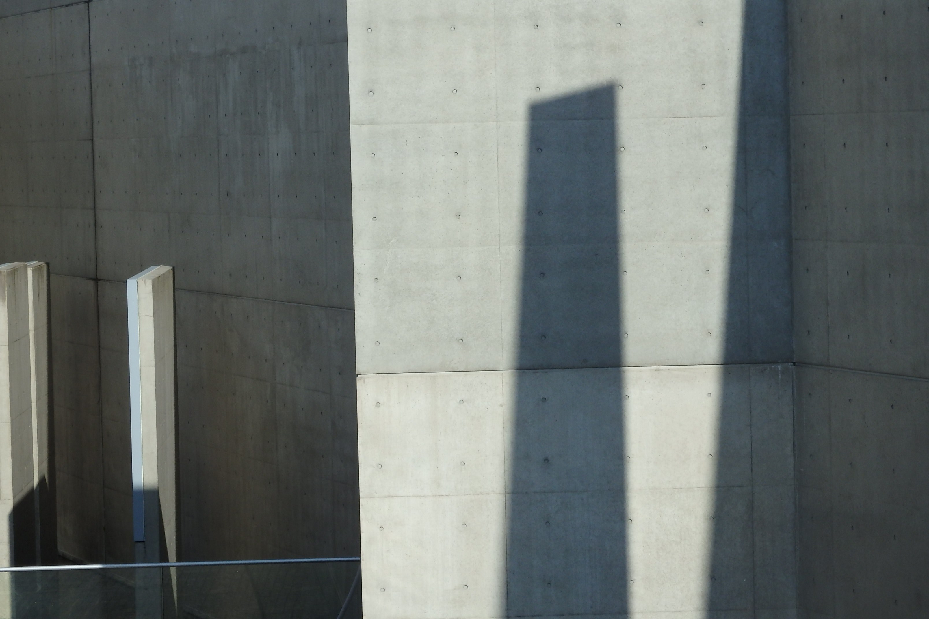 long shadows on a concrete wall, concrete wall in kyoto 4k, HD Wallpaper