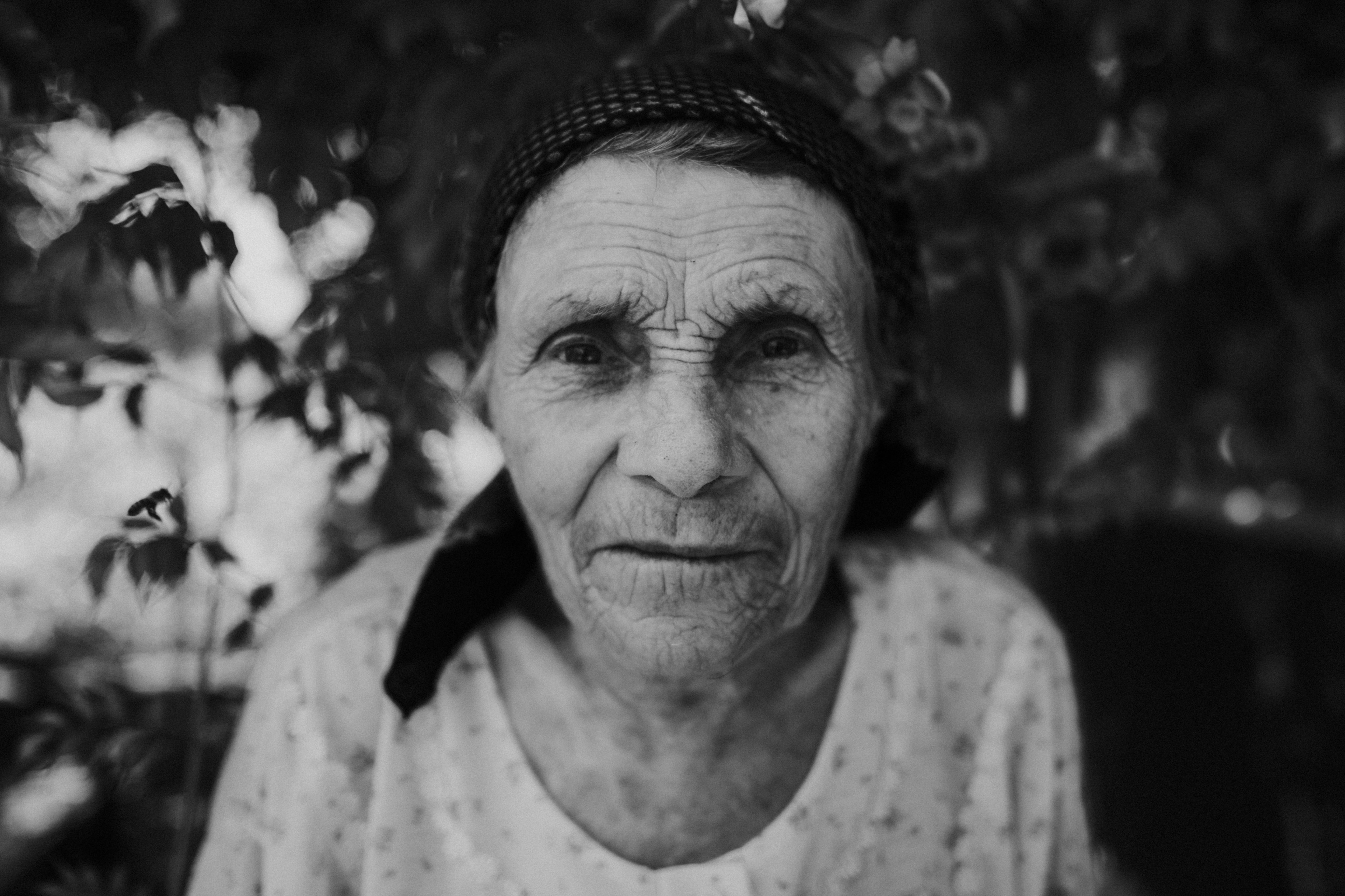grandma grandmother woman and wrinkle 4k, HD Wallpaper