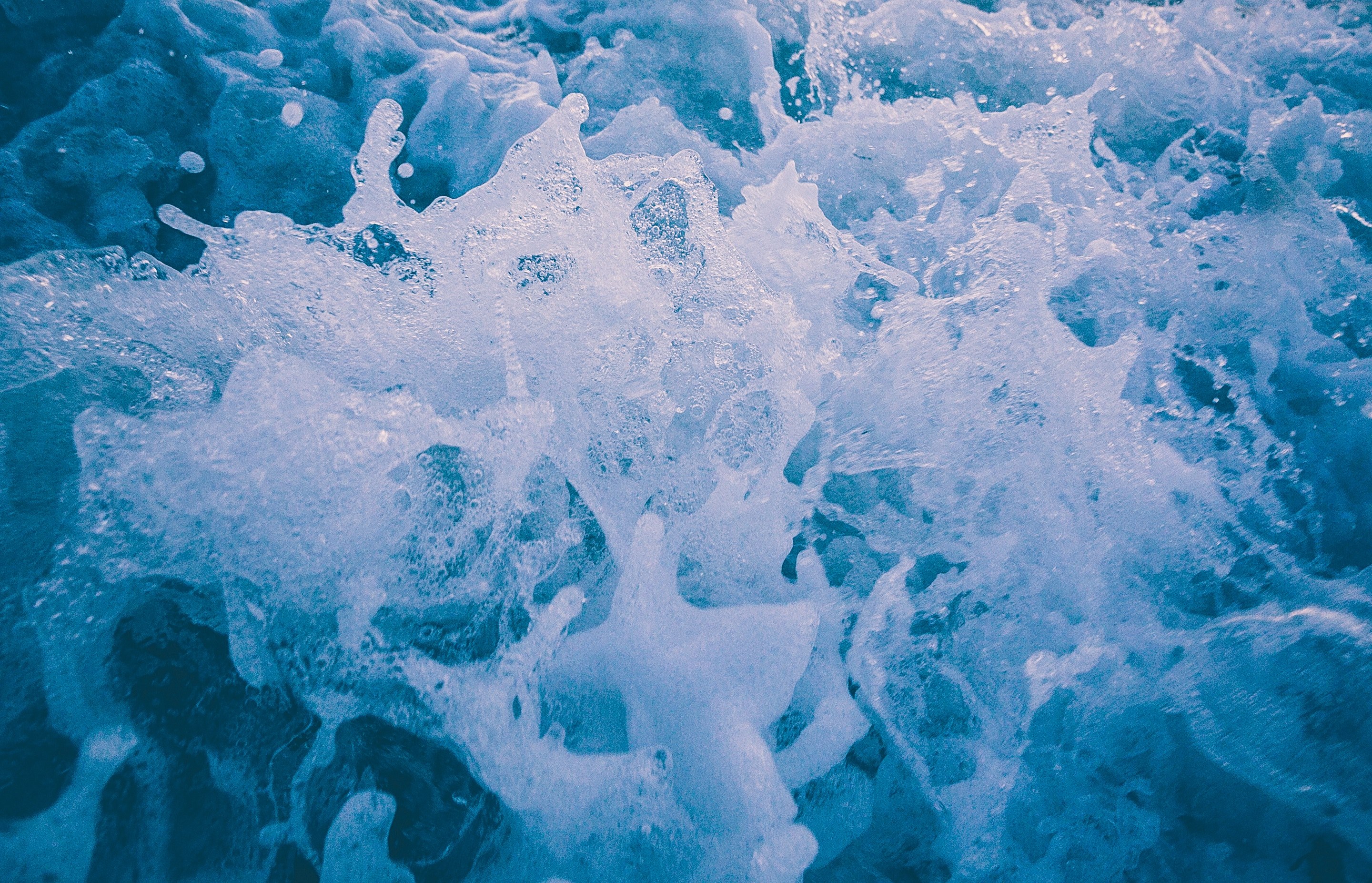 ocean view shorebreak bubble and ocean wafe 4k, HD Wallpaper