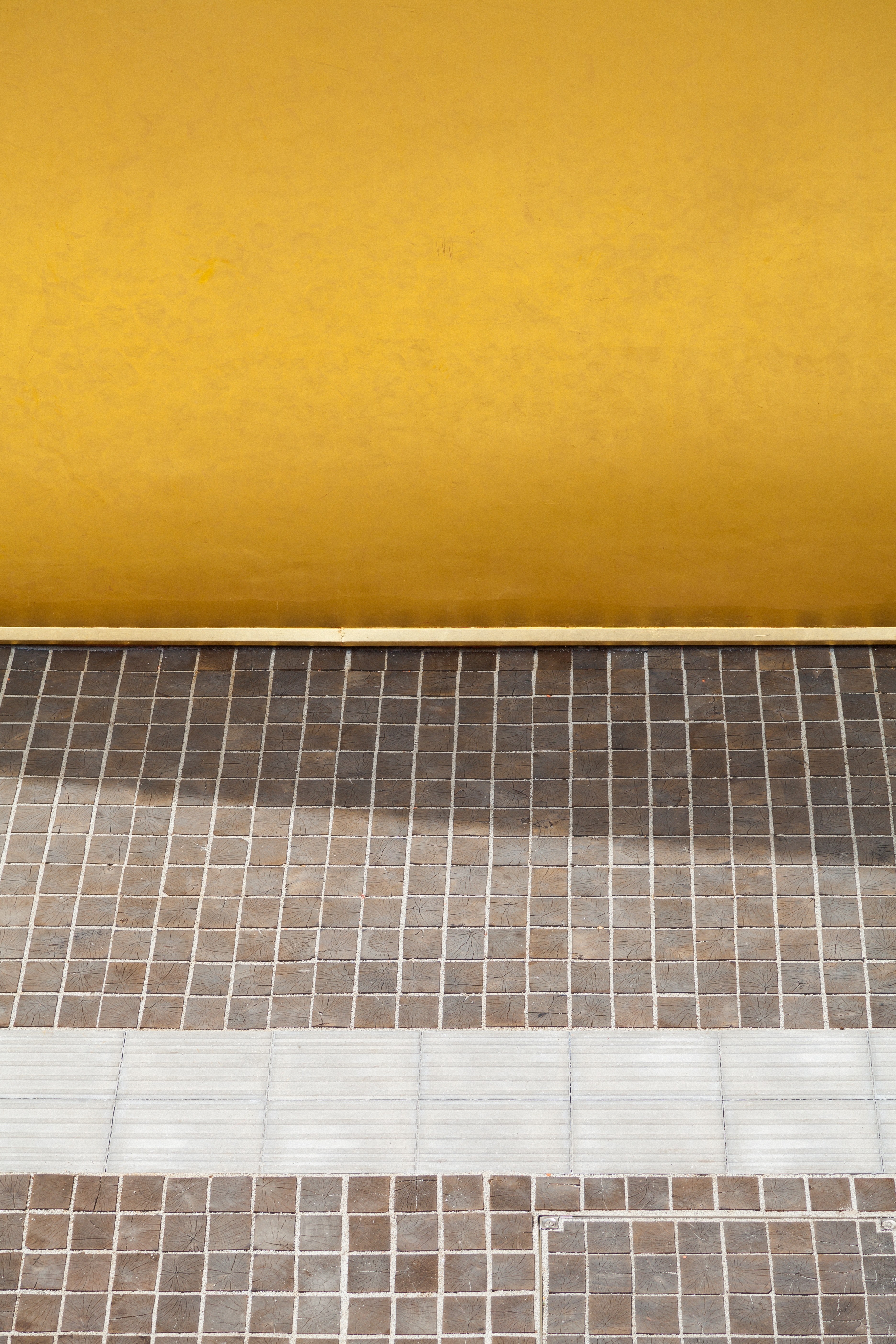 urban yellow line and architecture hd, 4k, Phone HD Wallpaper