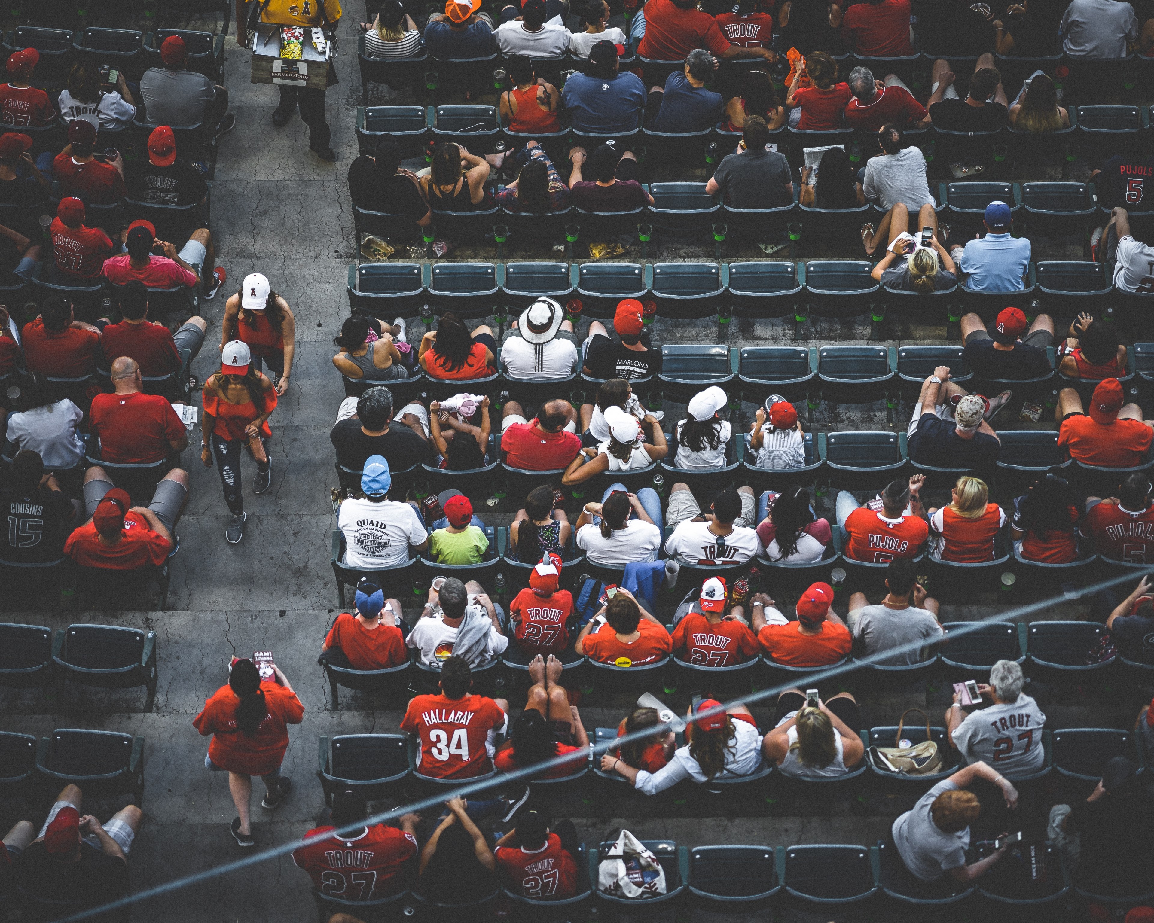 overhead a diverse crowd of sports fans sitting in a statium for a game, americas pastime 4k, HD Wallpaper