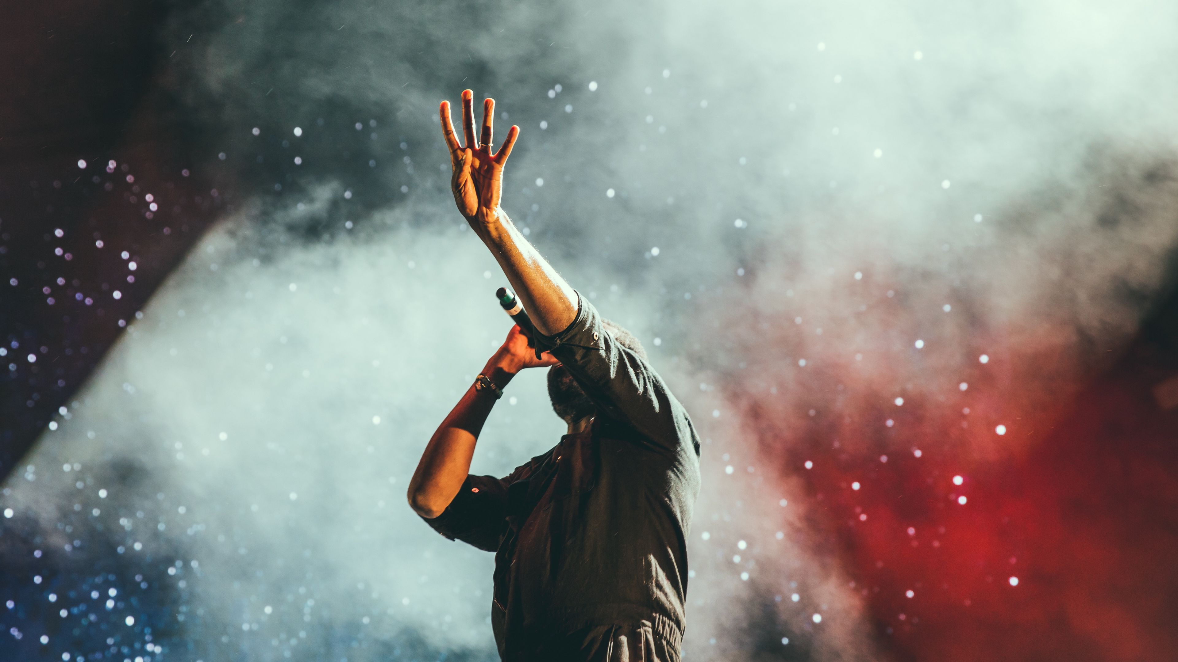 singer, performance, microphone, 4k, HD Wallpaper