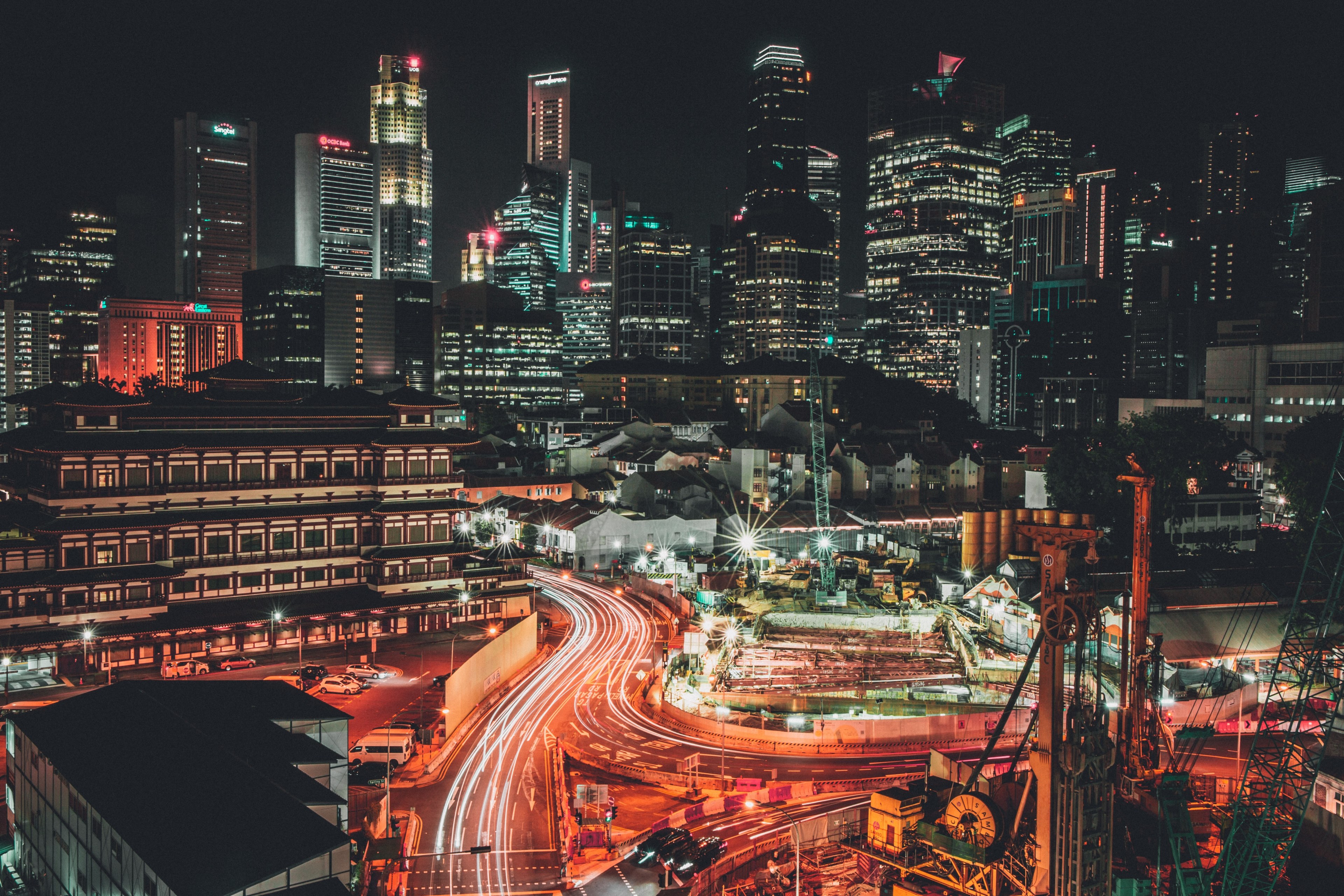 a lively image of street and building lights on a busy night in singapore, just another night_ 4k, HD Wallpaper