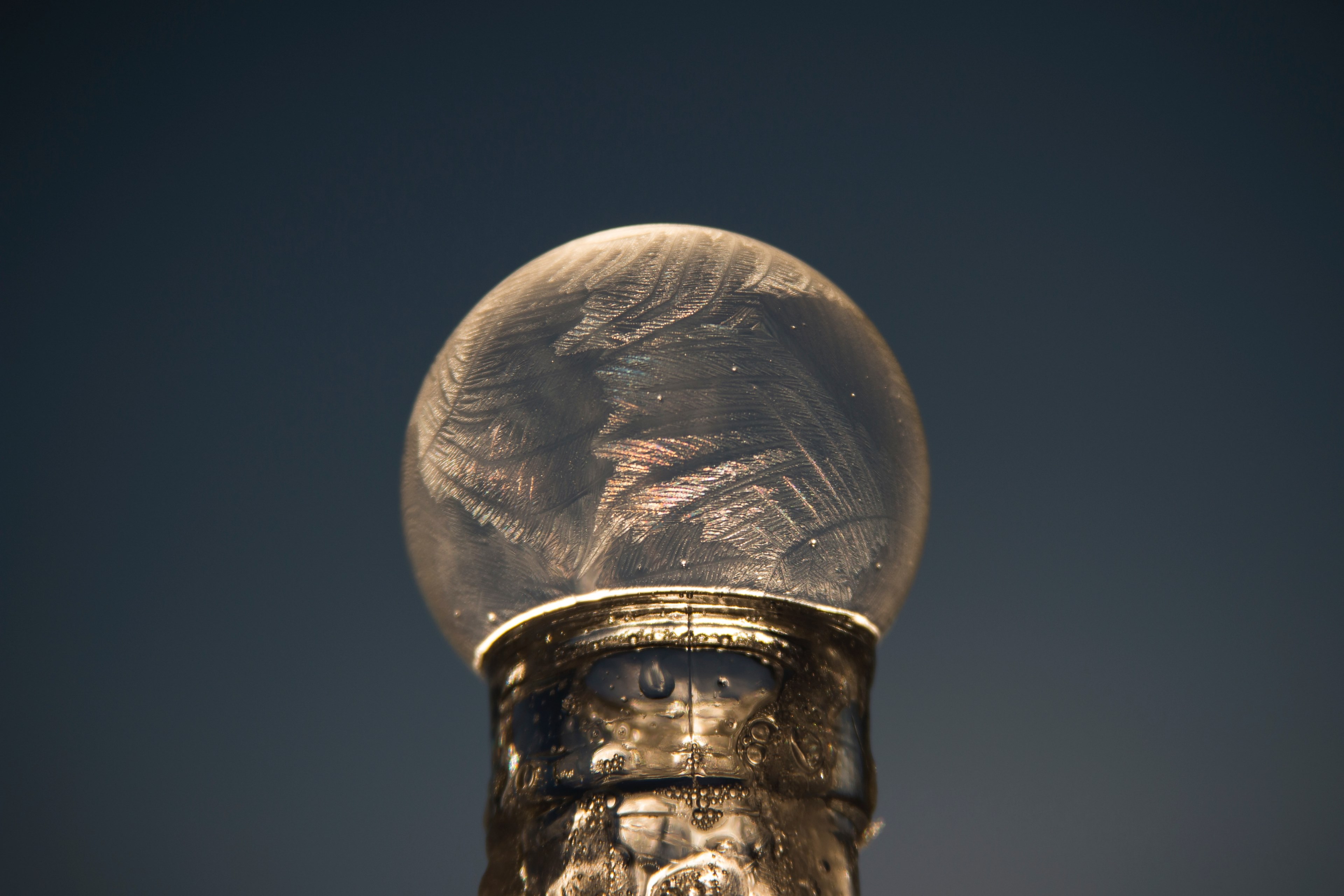 close up of a frozen bubble atop a bottle at billings montana seen against a clear sky, frozen bubble billings montana 4k, HD Wallpaper