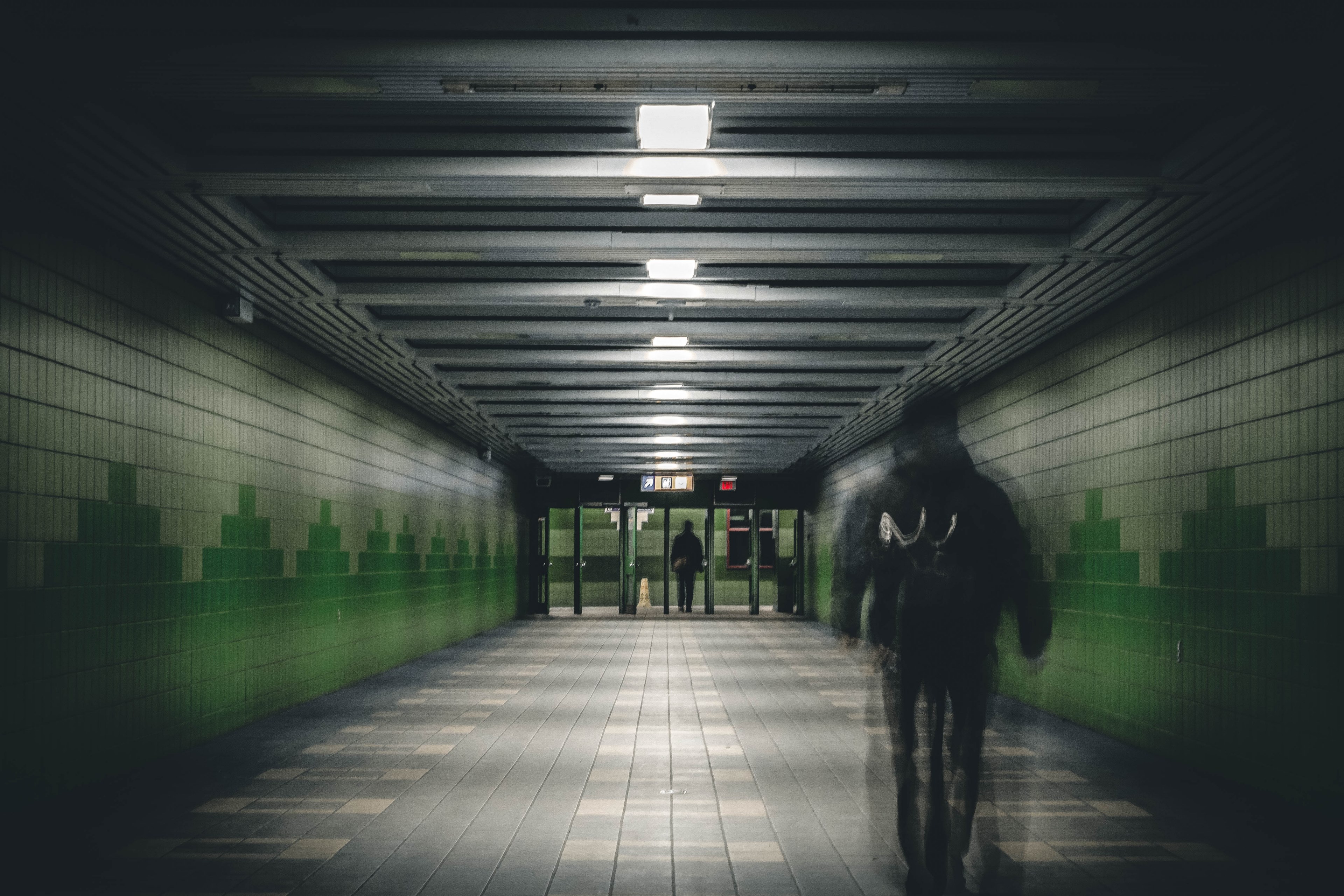 tunnel subway underground and station 4k, HD Wallpaper