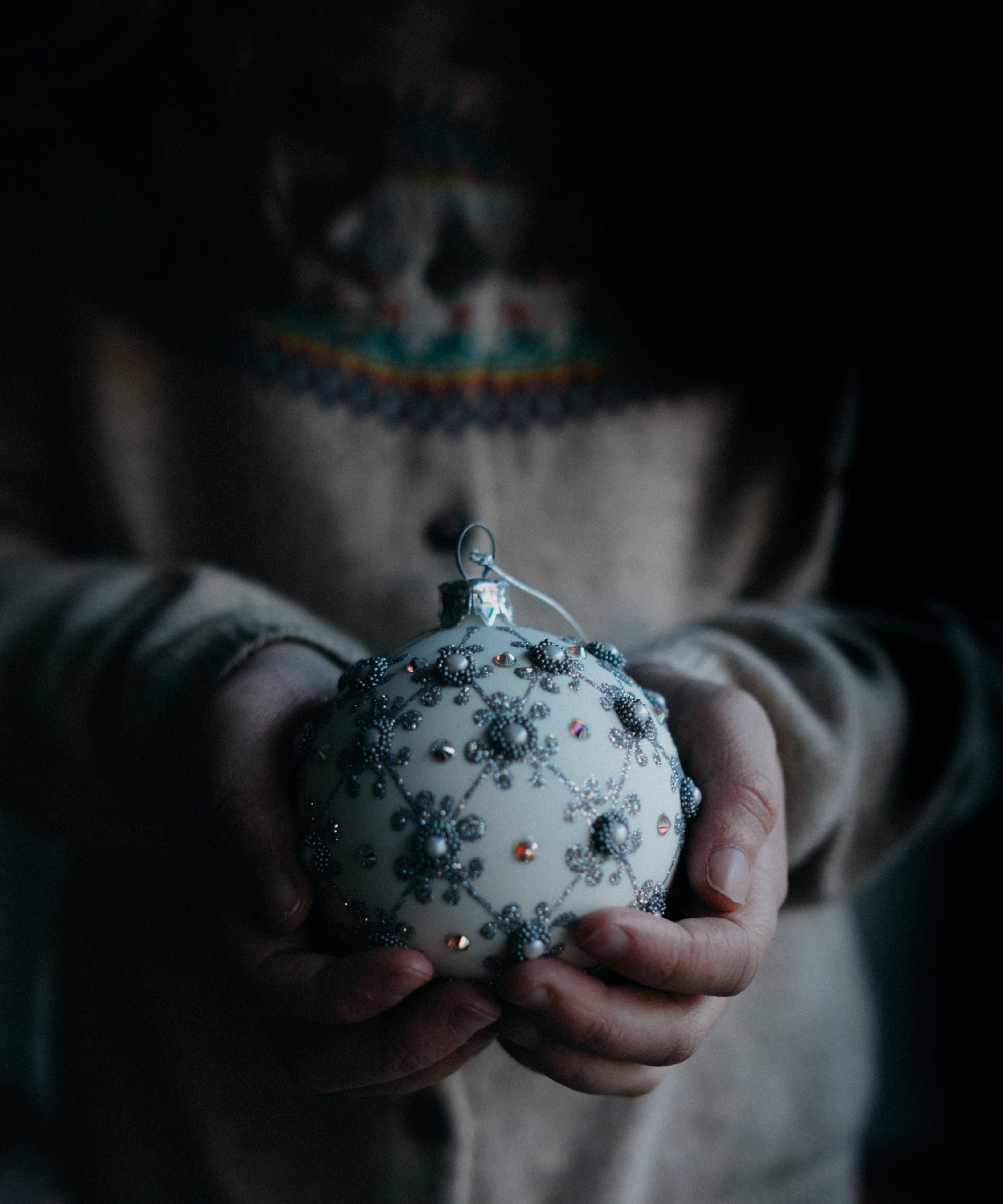 decoration christmas bauble and white hd, 4k, Phone HD Wallpaper