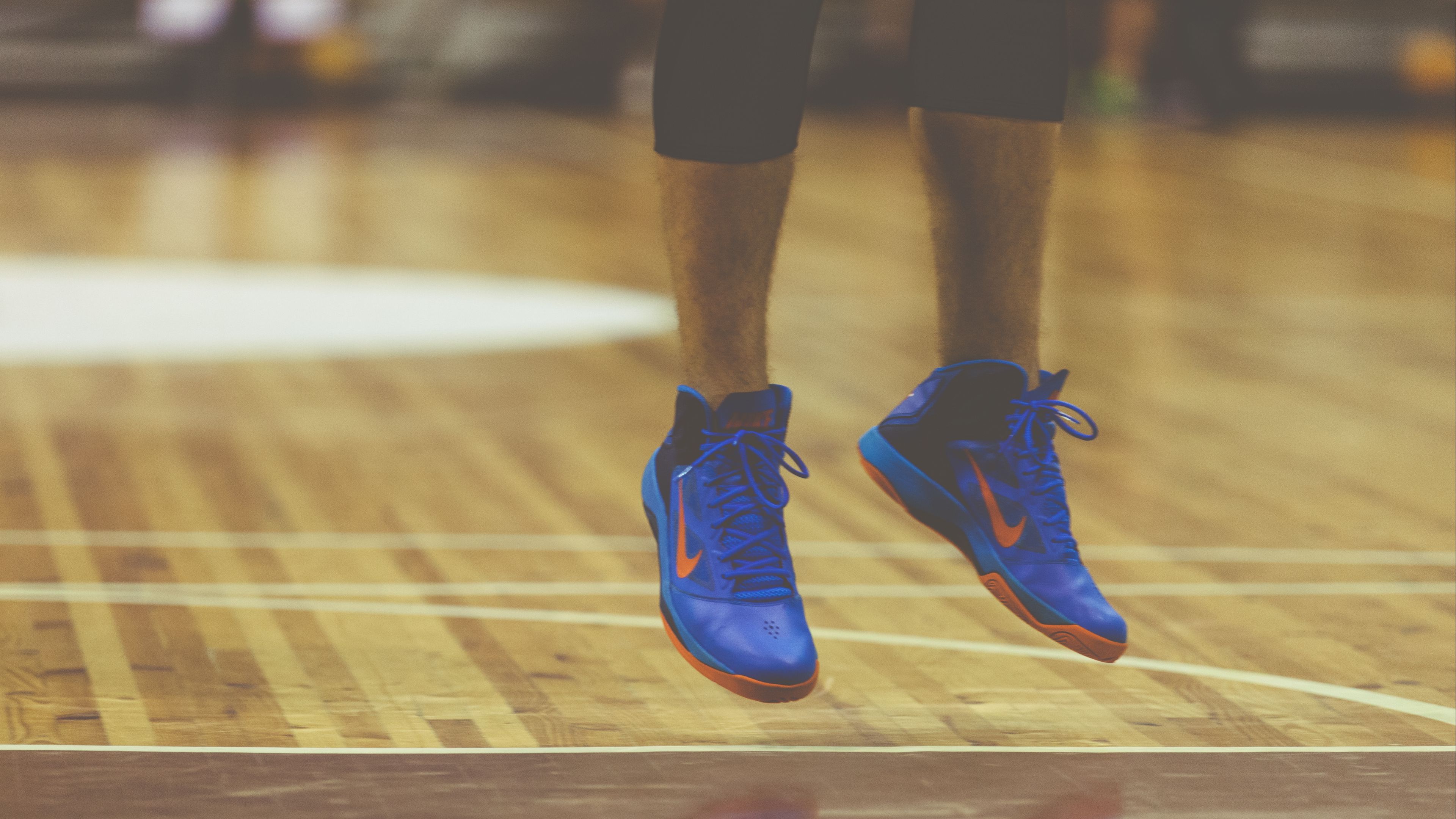 sneakers, legs, sport, jump, 4k, HD Wallpaper